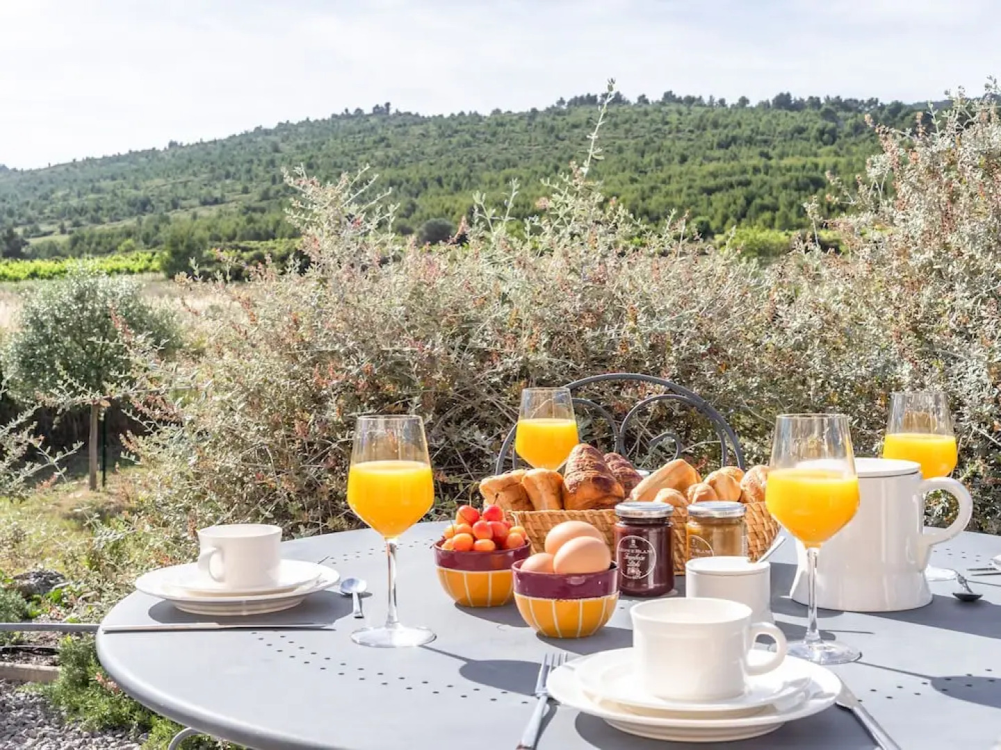 Luxury Villa Offering Privacy & Private Swimming Pool