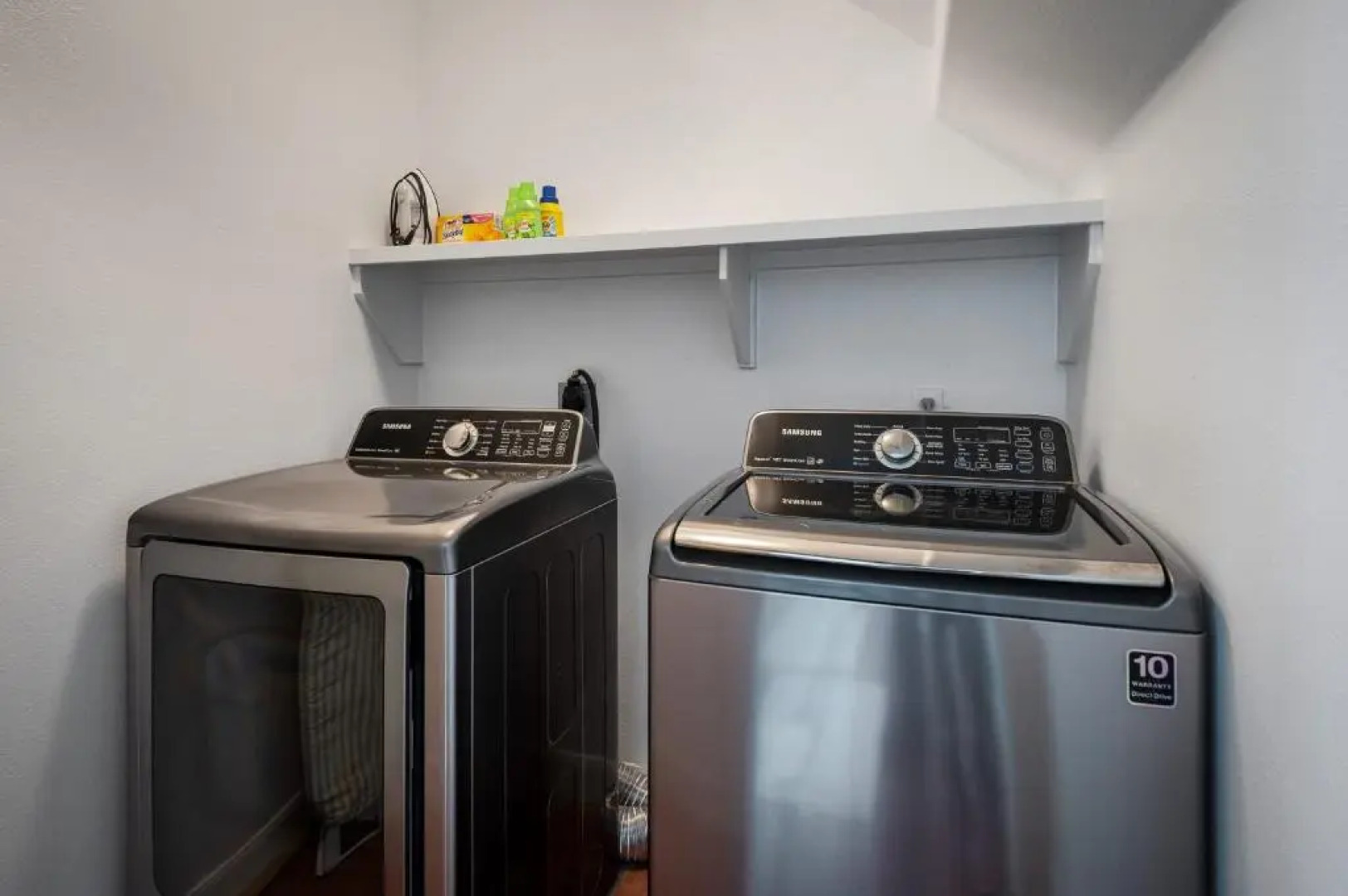 Luxury Lake Marble Falls House with Swimming Pool Hot Tub and private boat slip