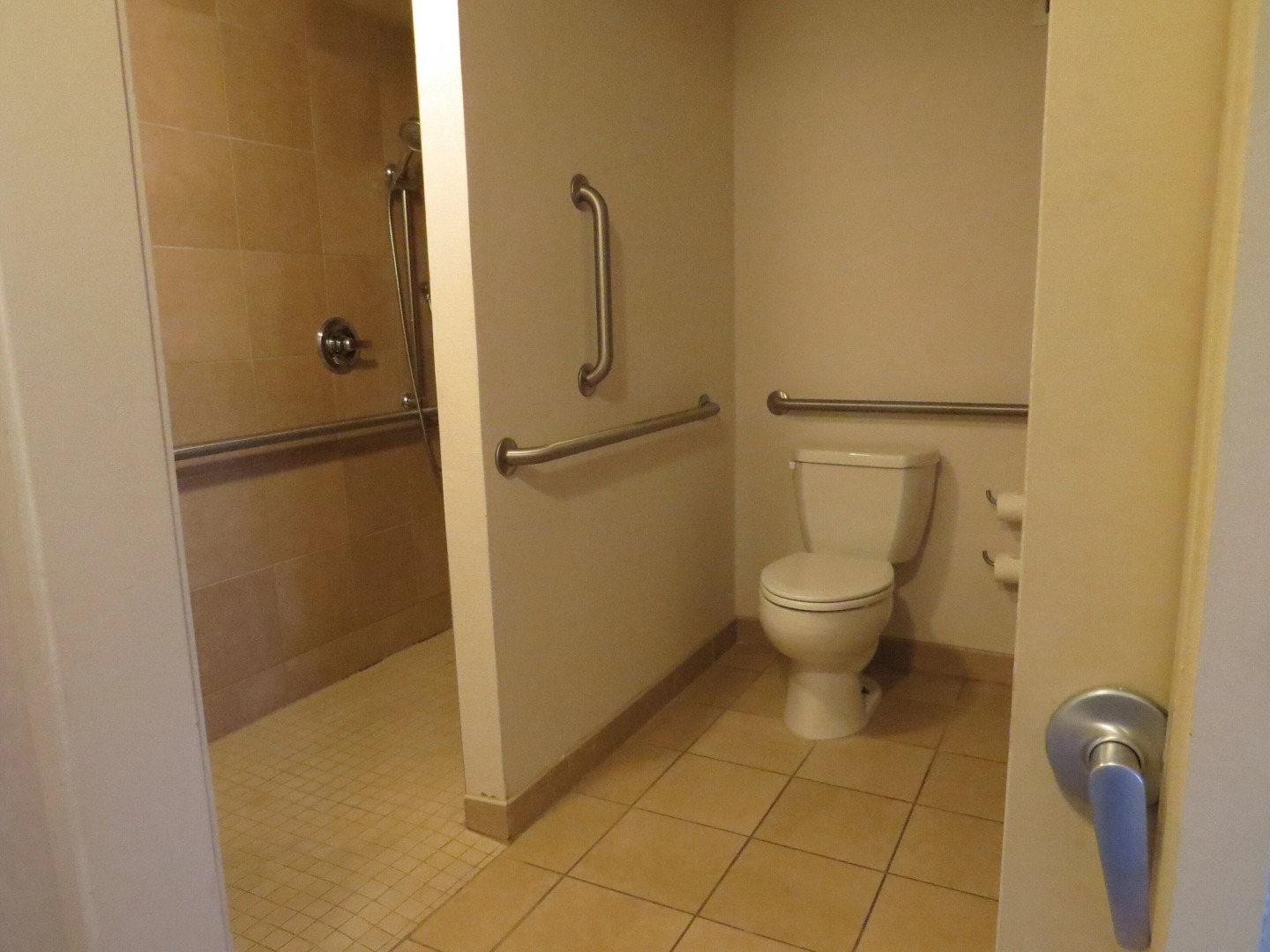 Holiday Inn Express & Suites Phoenix Midtown by IHG