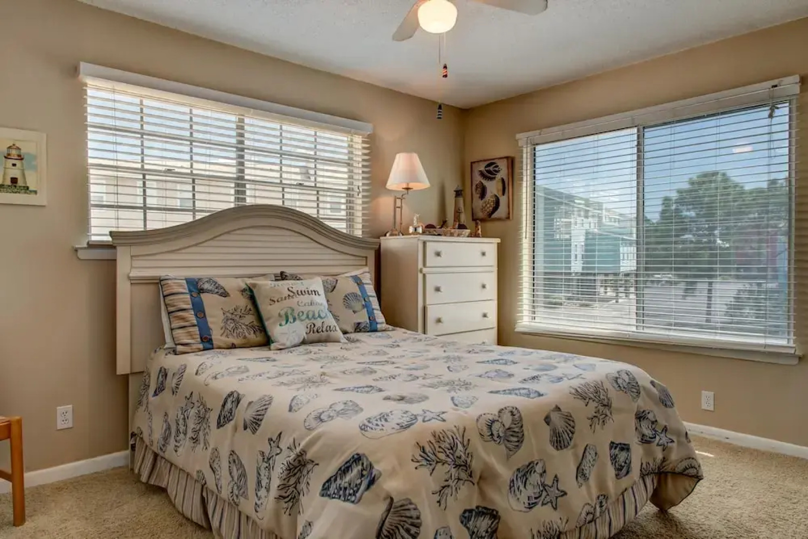 Bikinis & Martinis - Surf Club B12