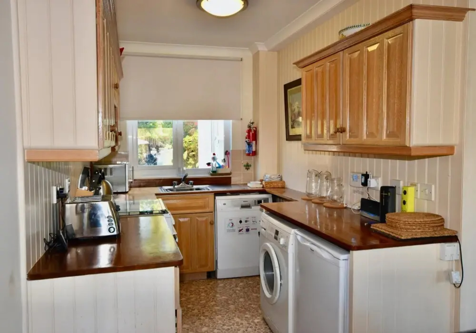 1 Kings Close a Superb Coastal Retreat