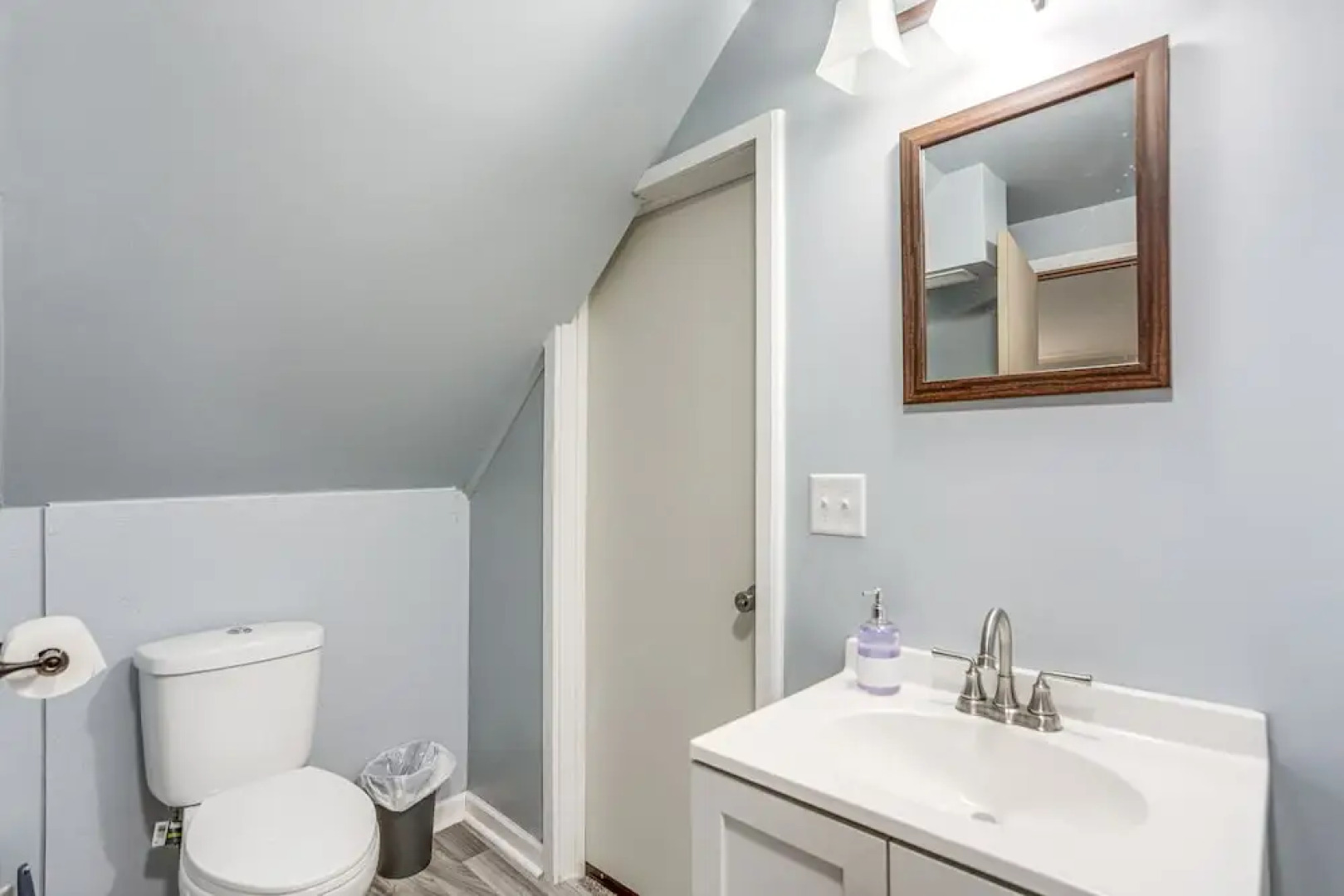 Central & Private Milan Home ~ 10 Mi to Sandusky!