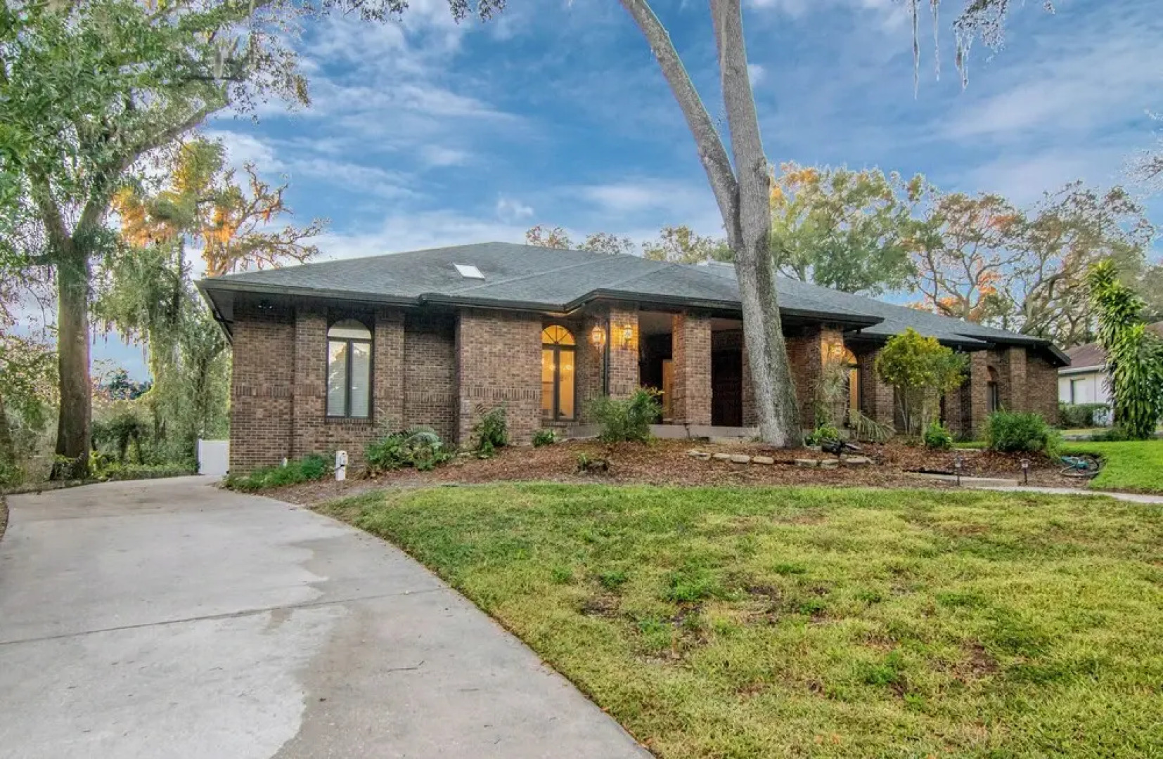 2 Mi to Busch Gardens: Retreat in Scenic Community