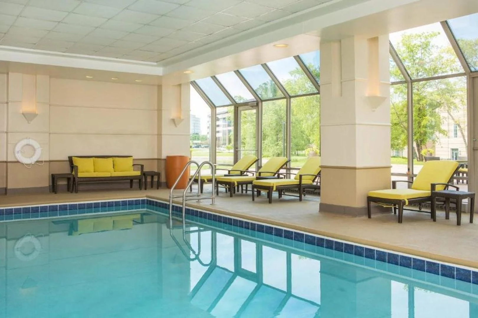 Sheraton Suites Chicago Elk Grove