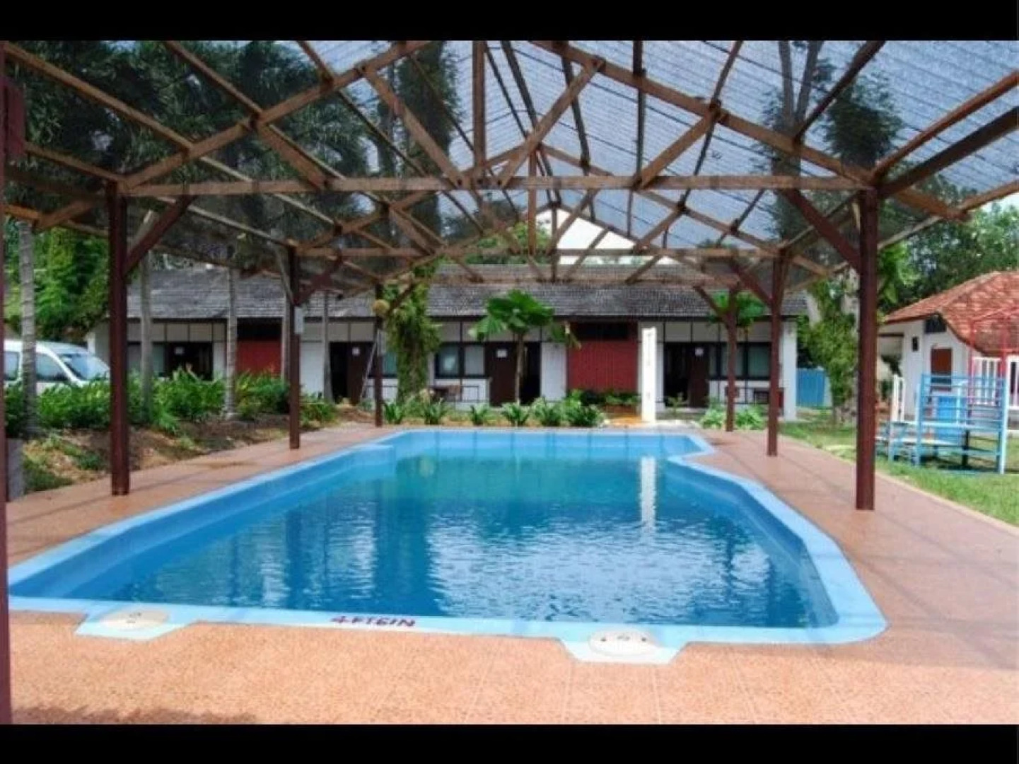 Bougainvilla Resort