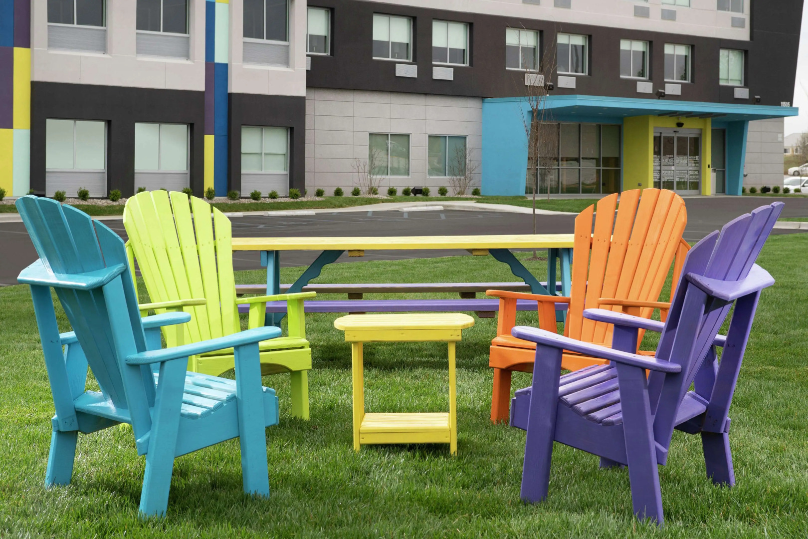 Tru by Hilton Louisville East