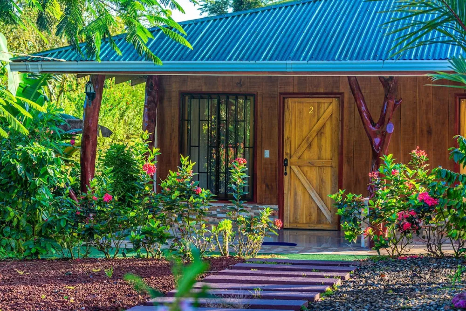 Rio Celeste Springs Blue Lodge