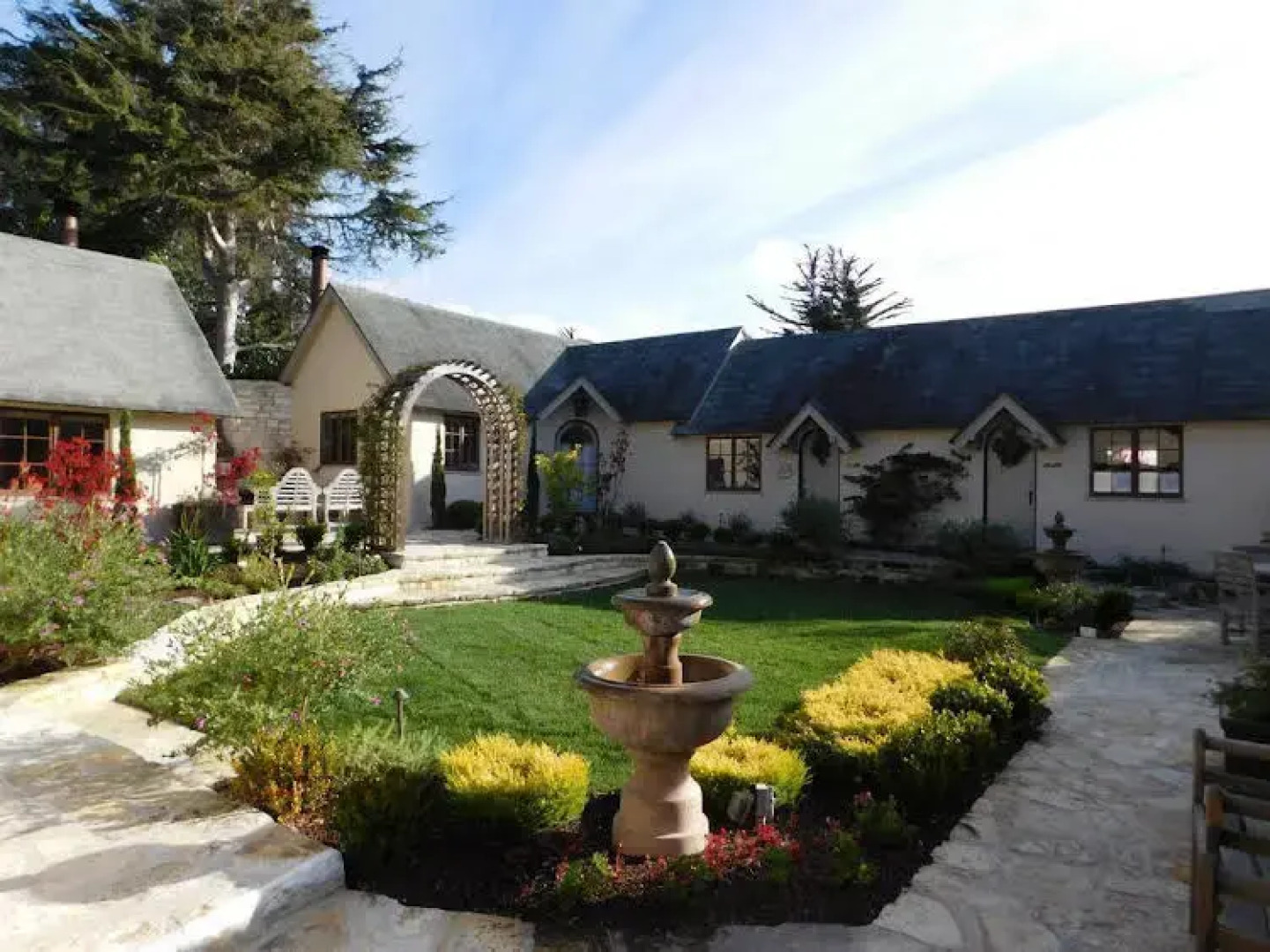 Happy Landing Inn Bed & Breakfast