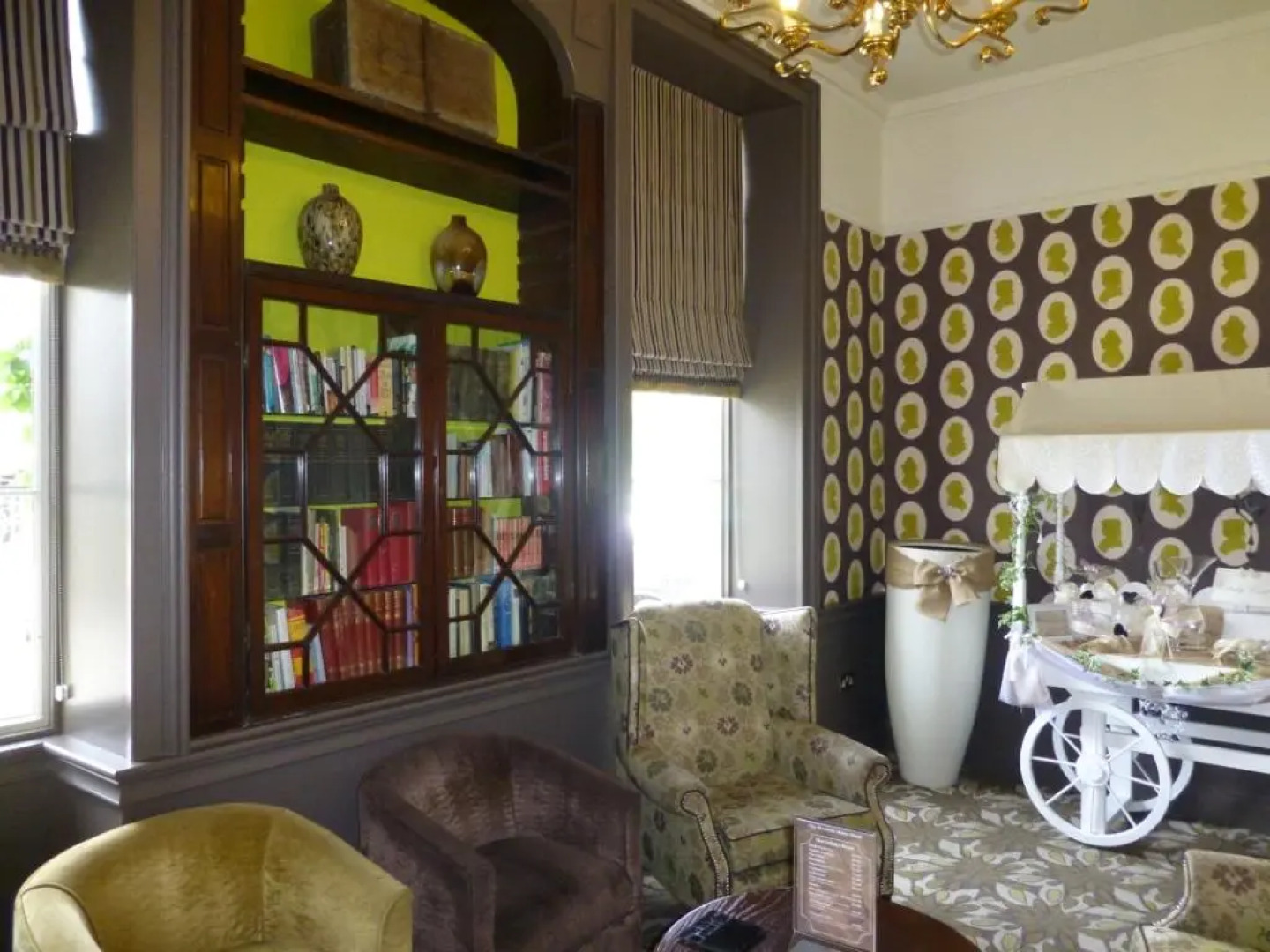 The Riverside House Hotel