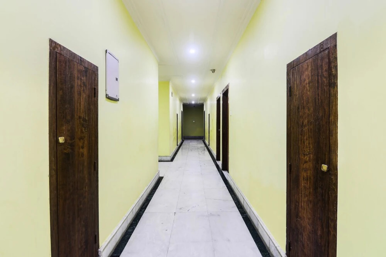 OYO 27675 Hotel Am Palace