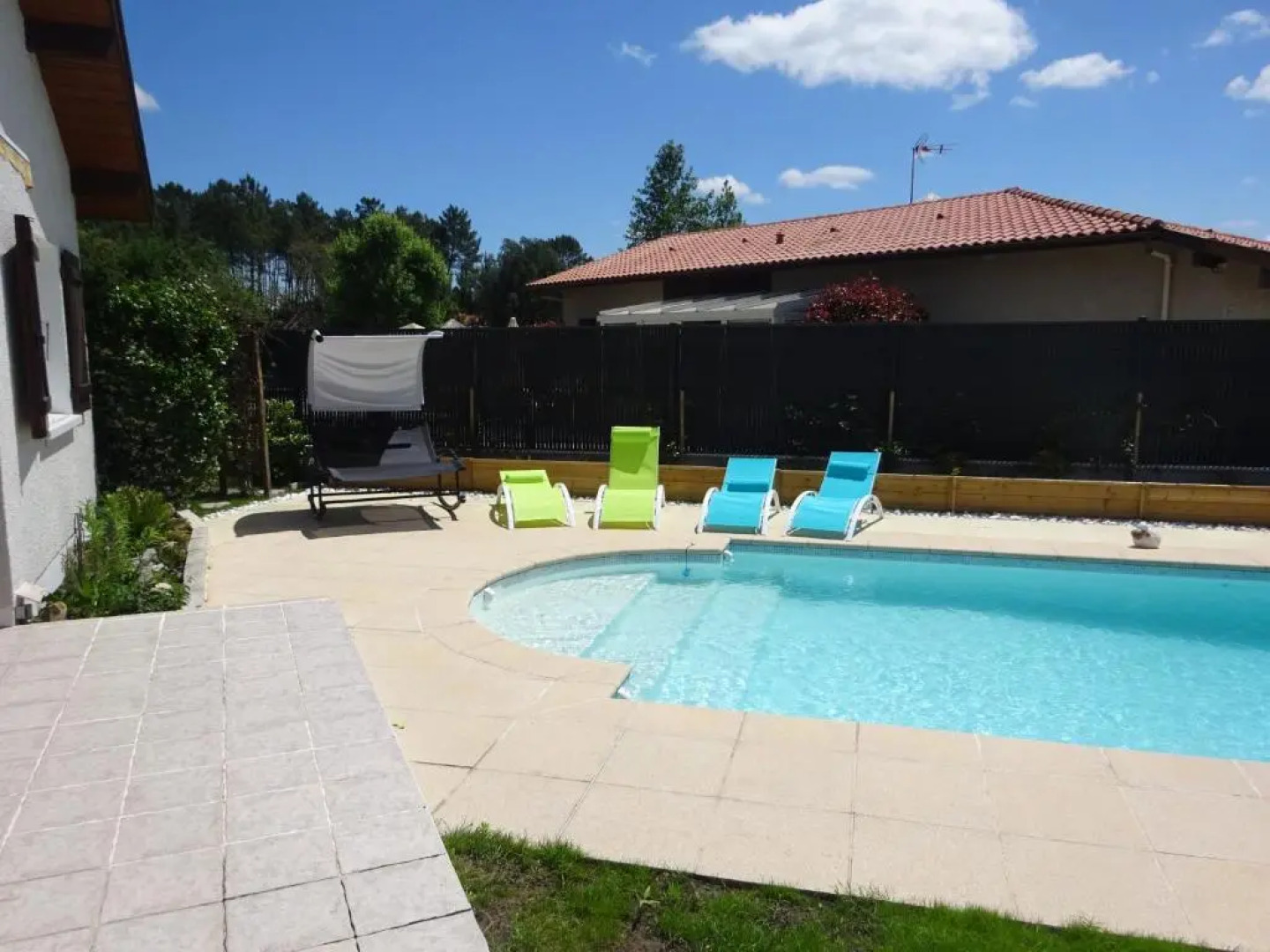 Landaise chaleureuse idéale pour 1 couple, enfants