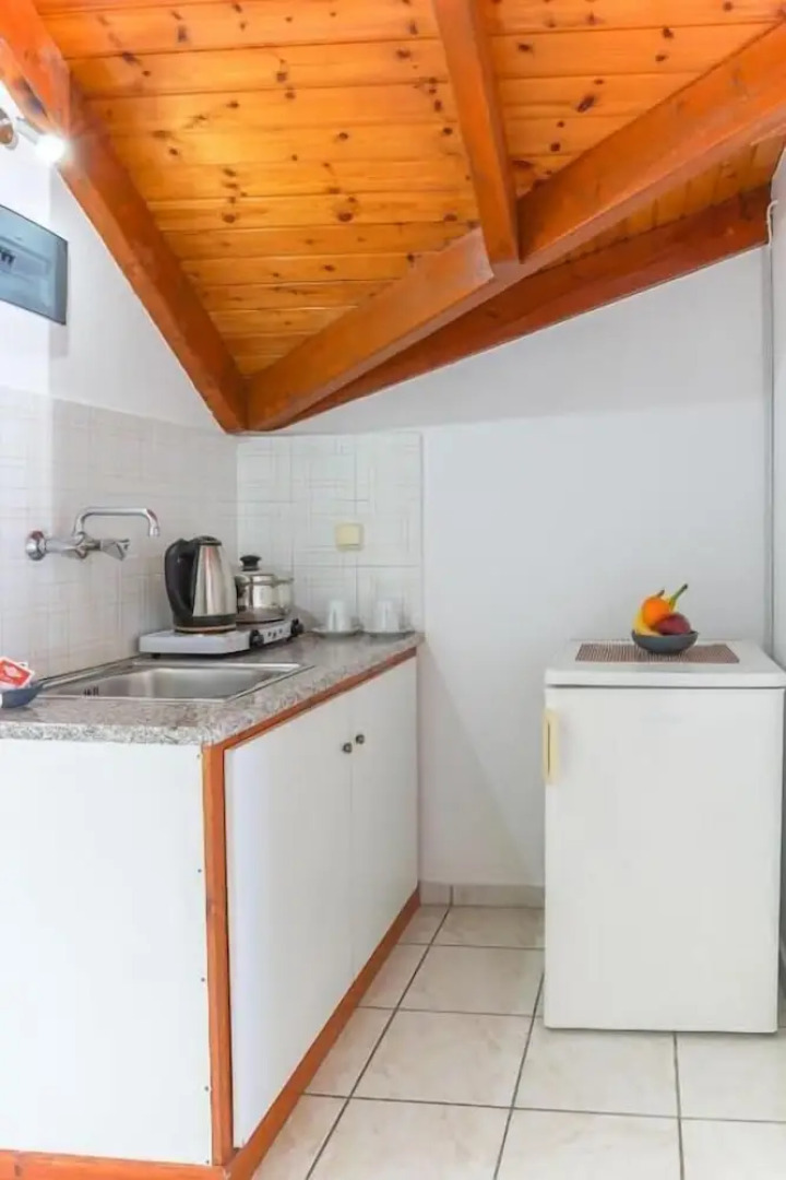 Elena's Luxury Studios and Apartments