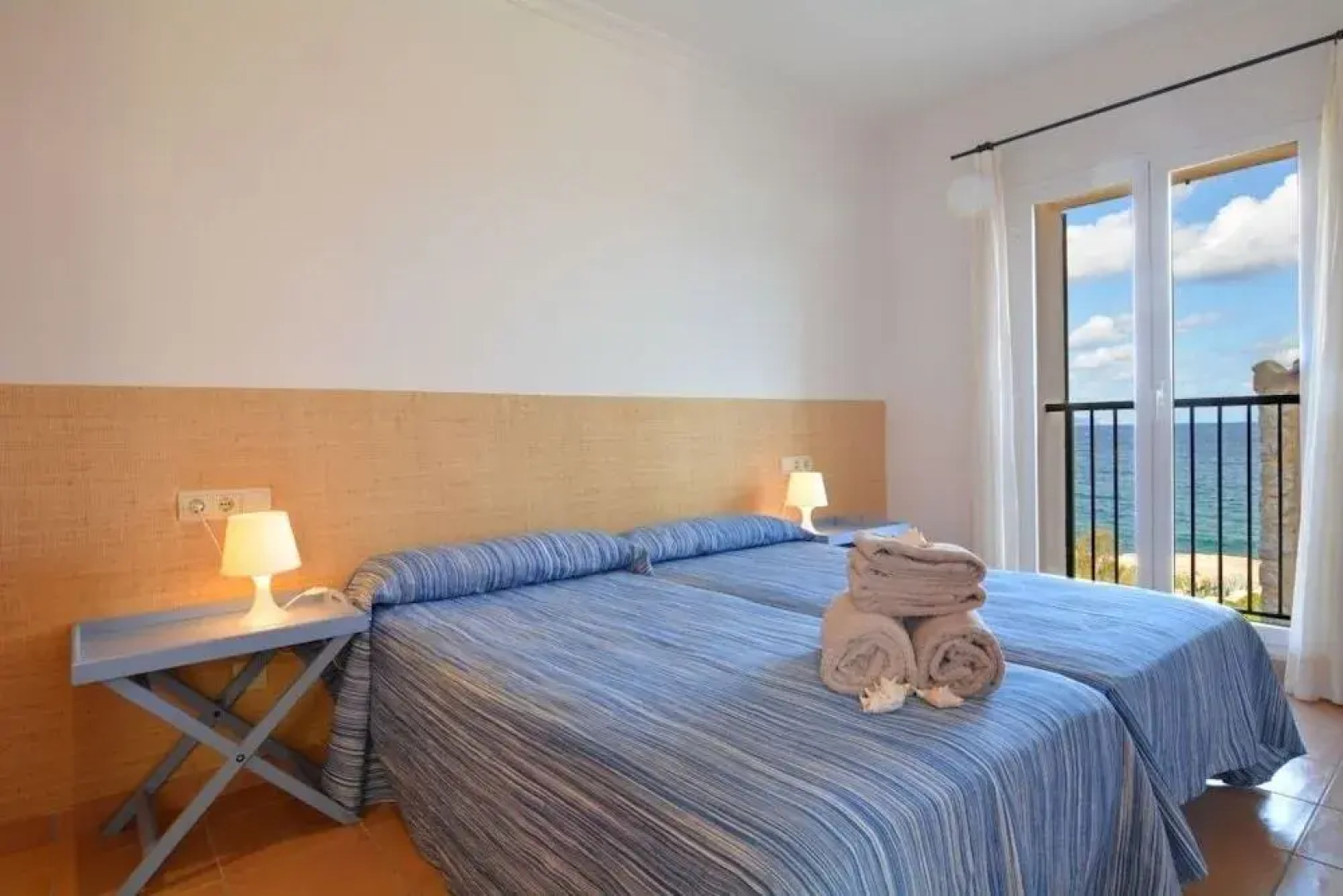 Luxurious Sea Front Villa in Mallorca