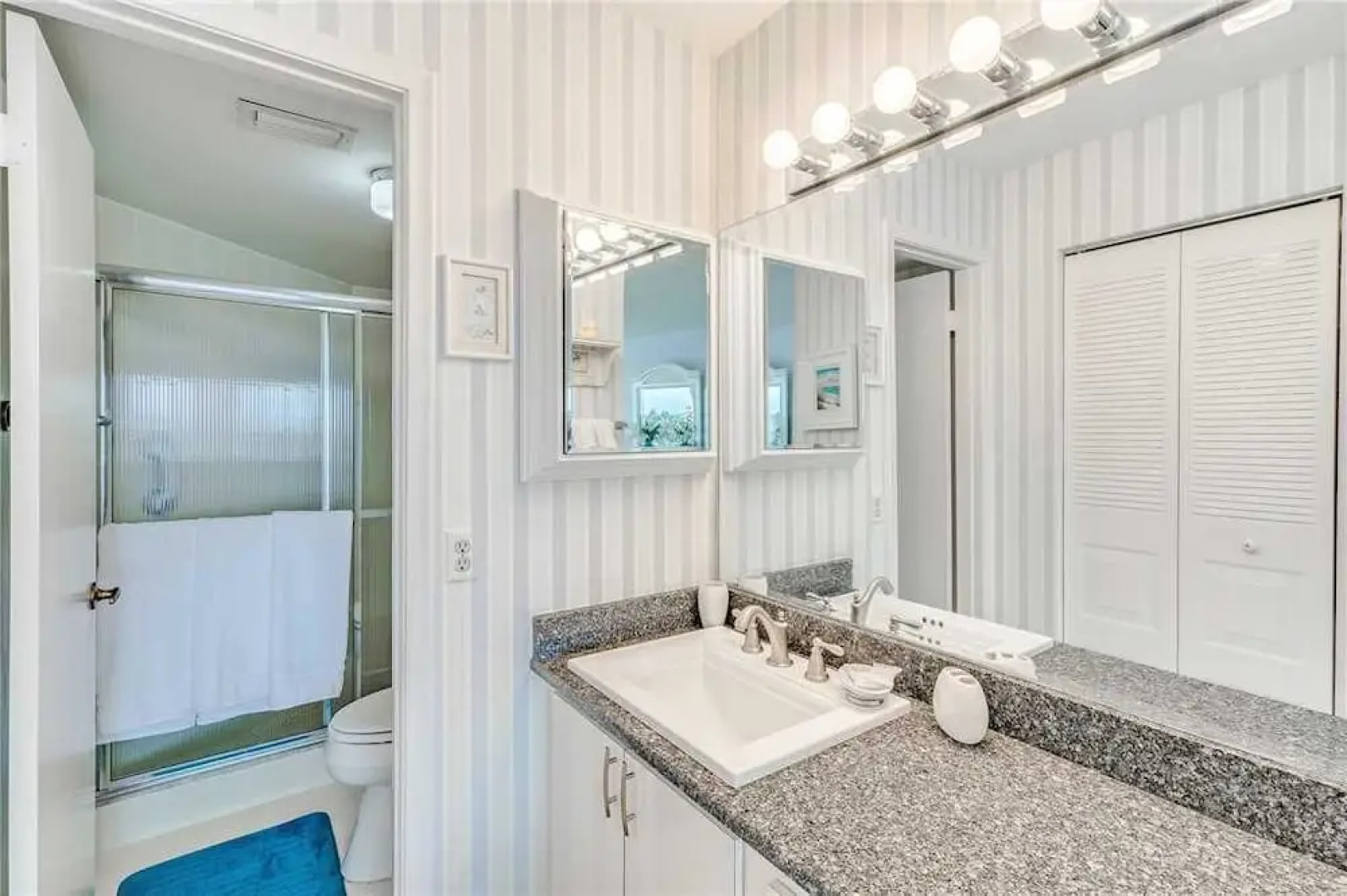 Palma Del Mar E608 - Two Bedroom Condo