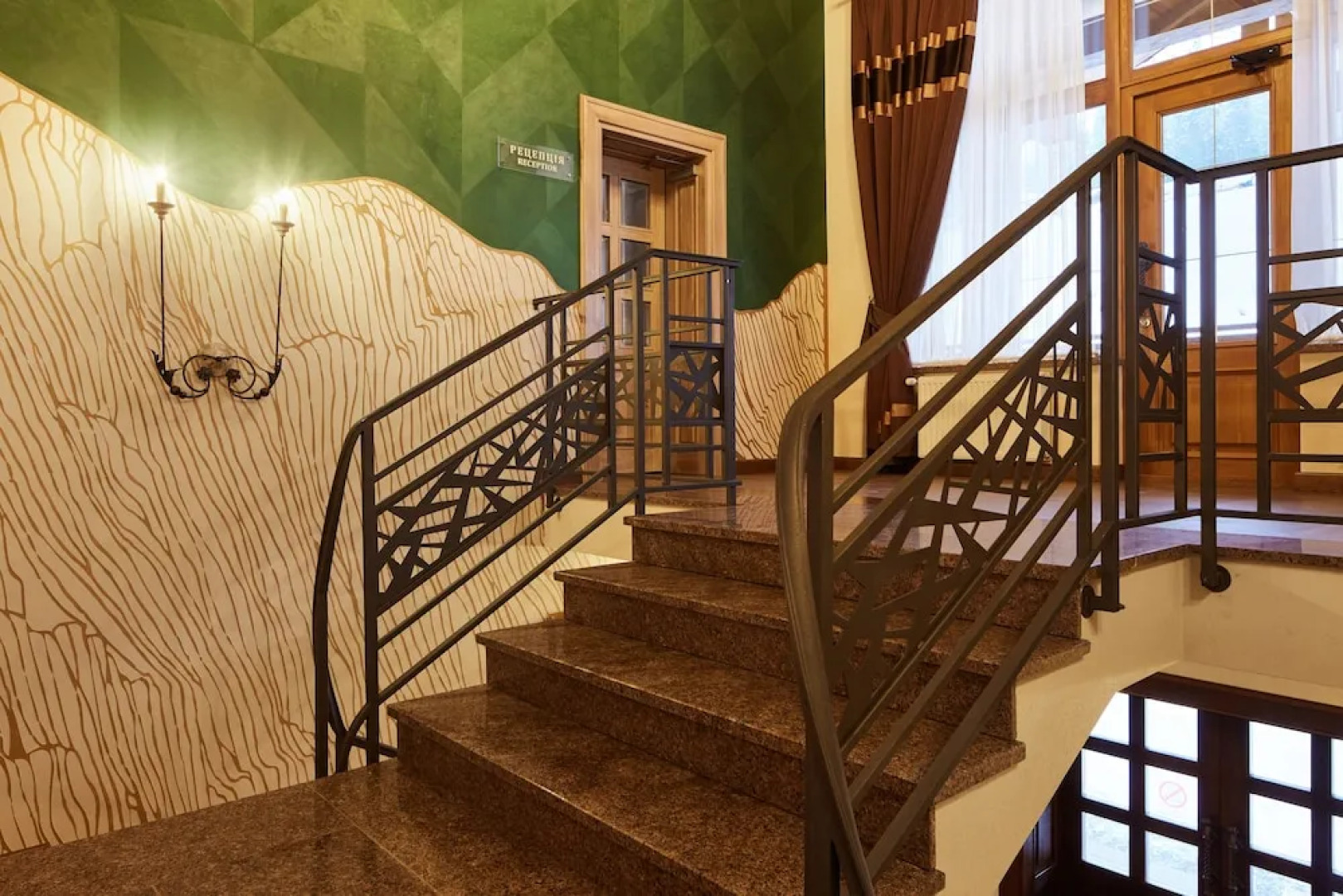 Отель Ganz & SPA