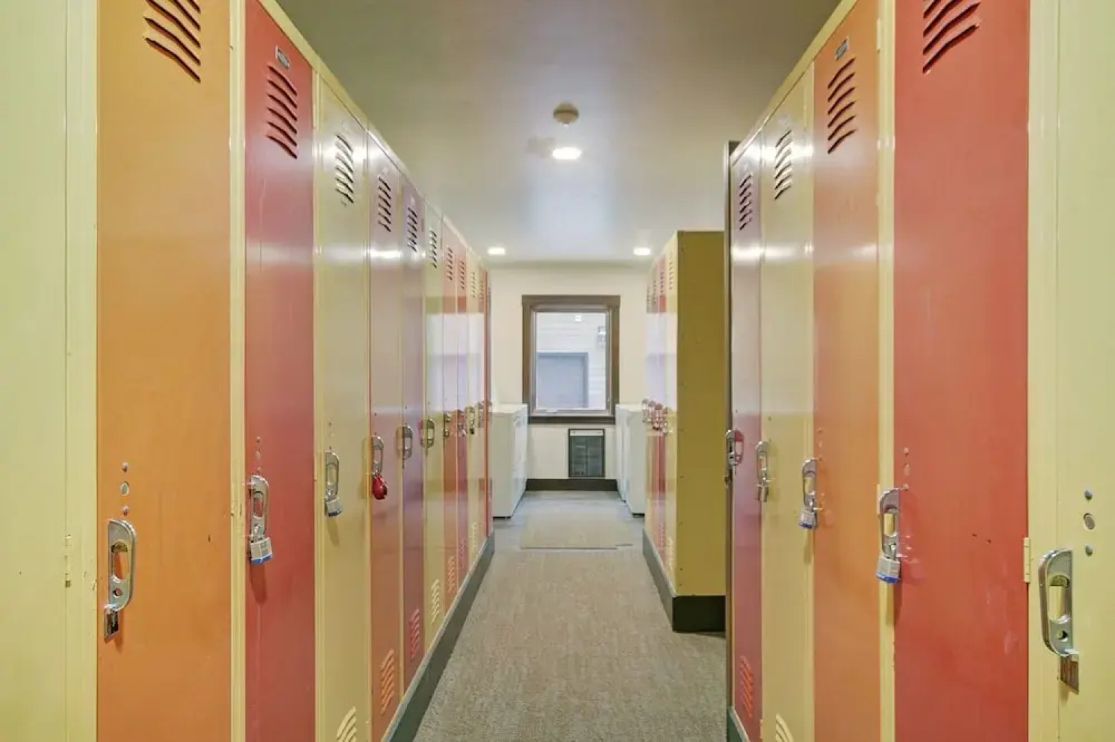 Nice Update Condo - Great Access to Superbee Lift in East Village - AN302 by RedAwning