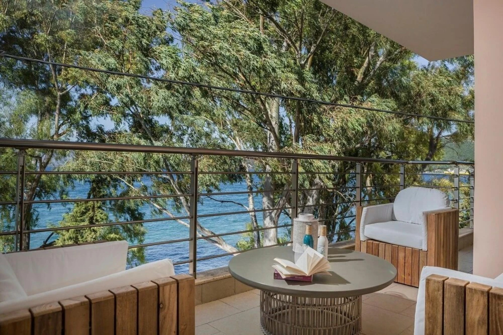 Eucalyptus Apartments Ammos