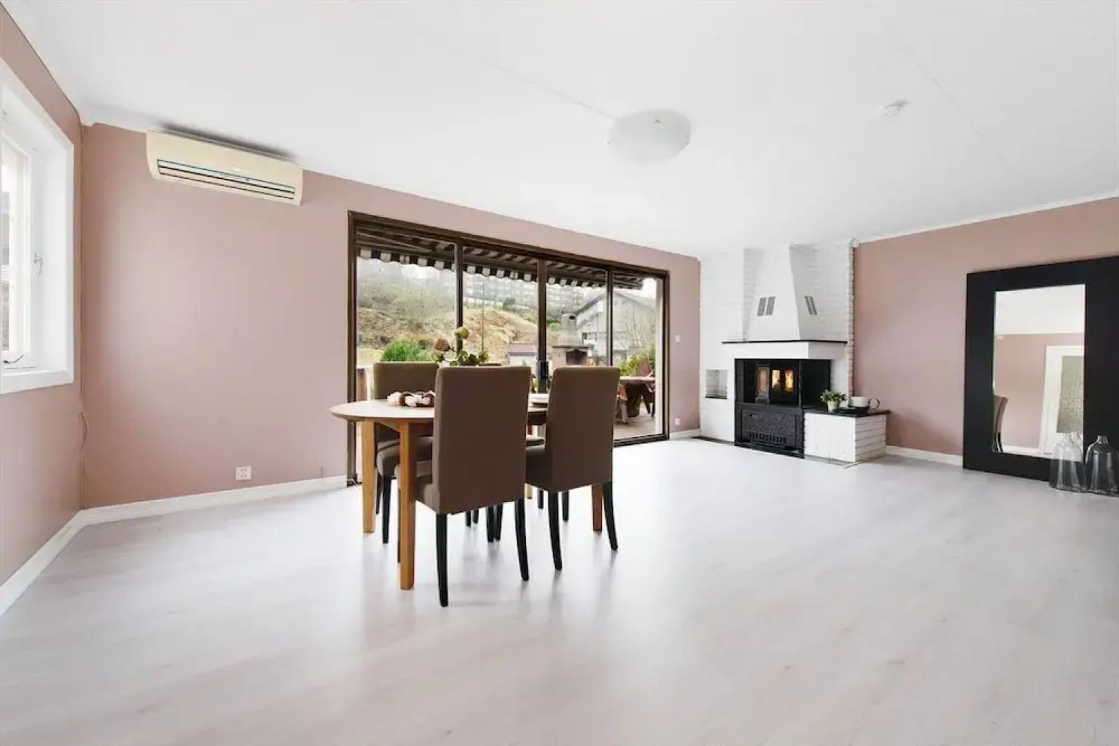 House Of Bergen One- 15 Minutes From Central Town