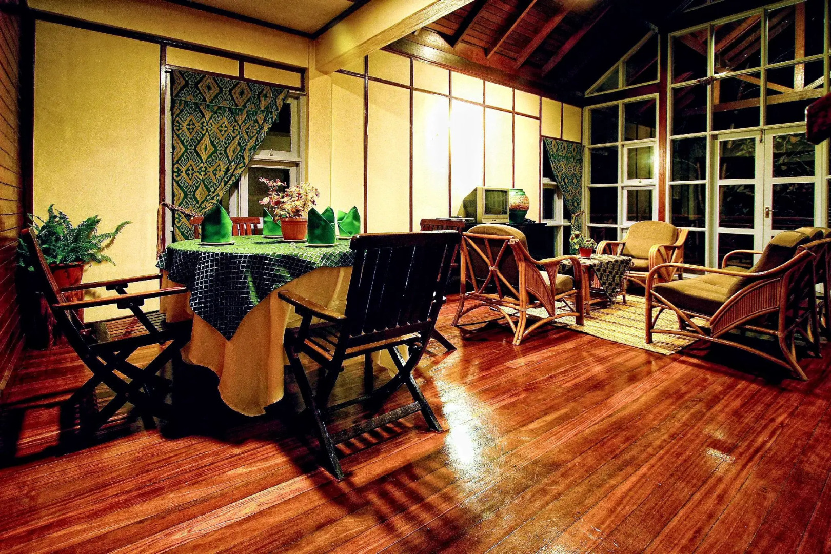 Sutera Sanctuary Lodges at Manukan Island