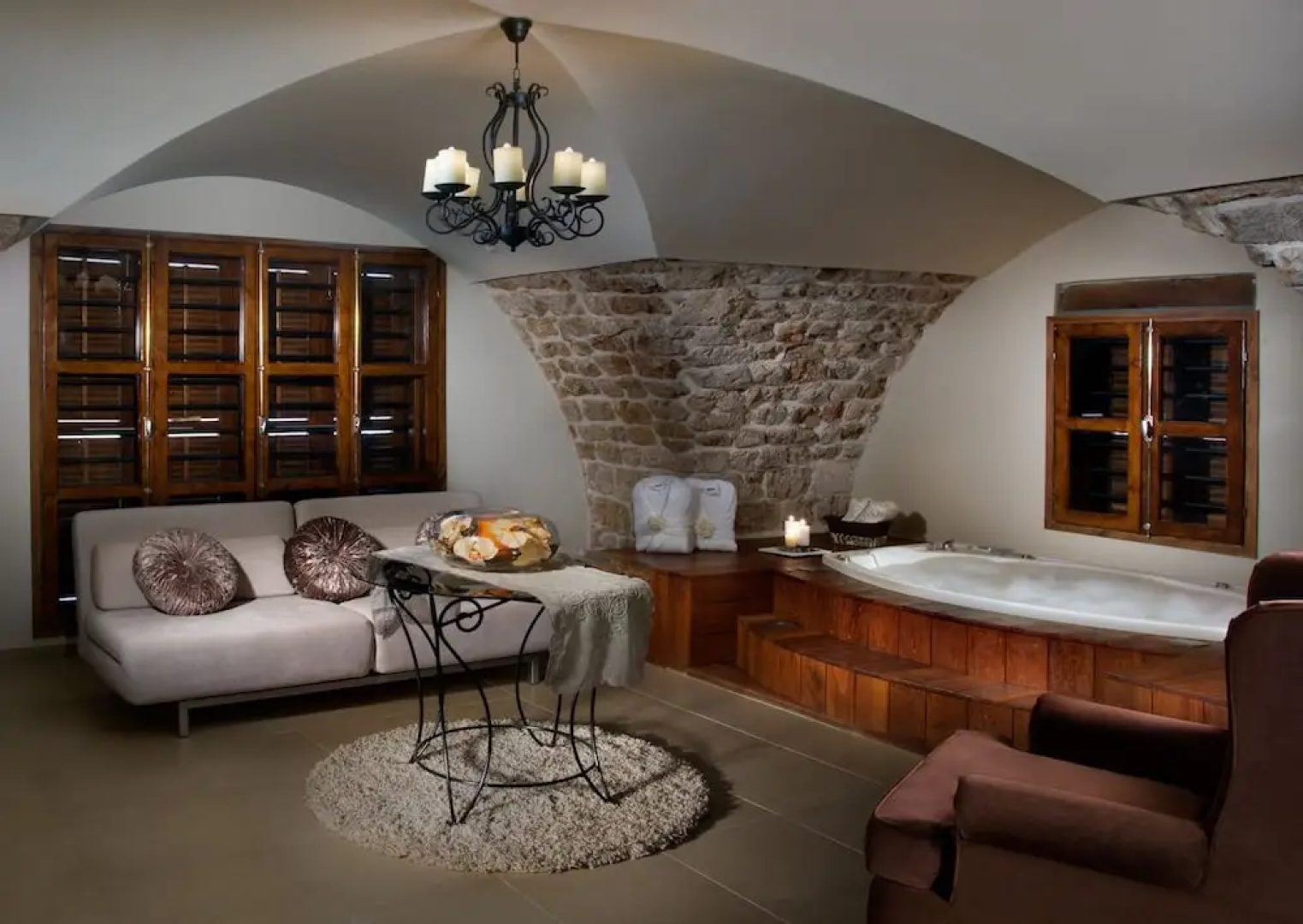 Lighthouse suite