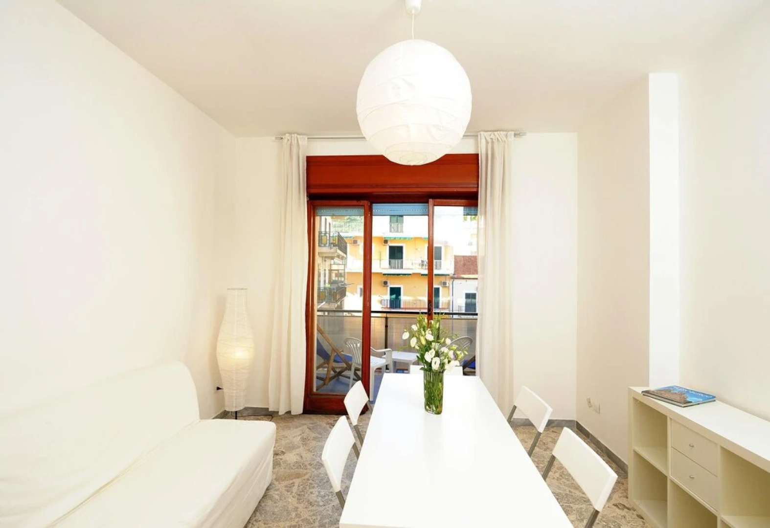 Apartment with 2 bedrooms in Maiori with wonderful mountain view furnished balcony and WiFi 70 m from the beach