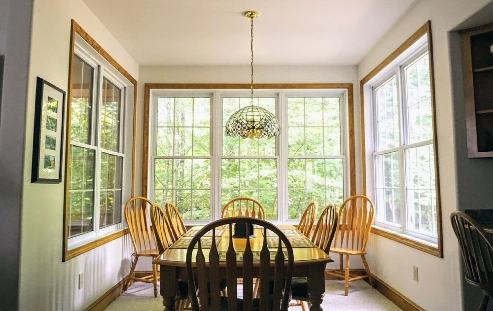 A Charming Private Home Rental, Beautifully Landscaped and Located in Forest Ridge, Lincoln, NH - Fr42l