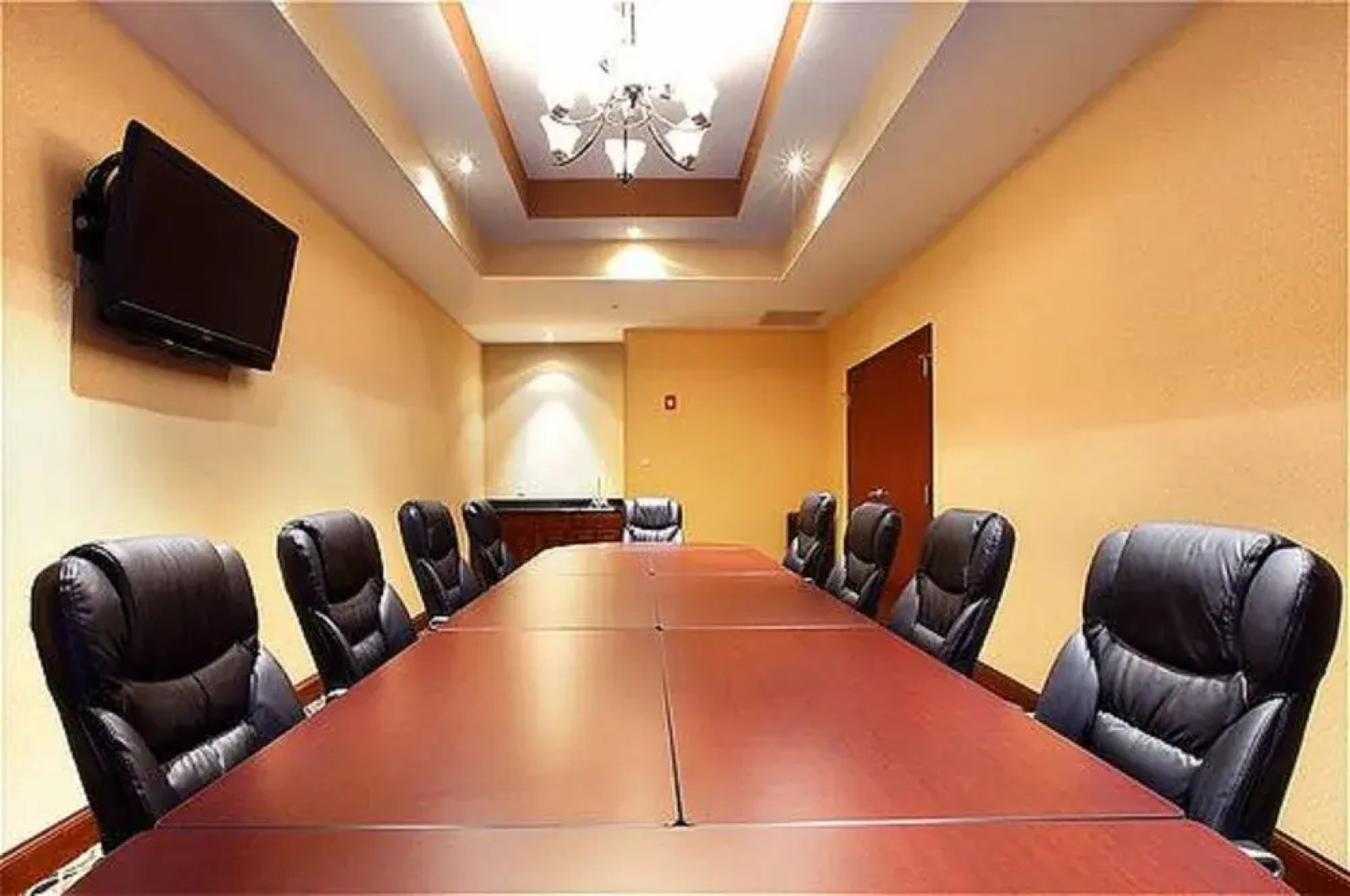 Hyatt House Bentoville / Rogers