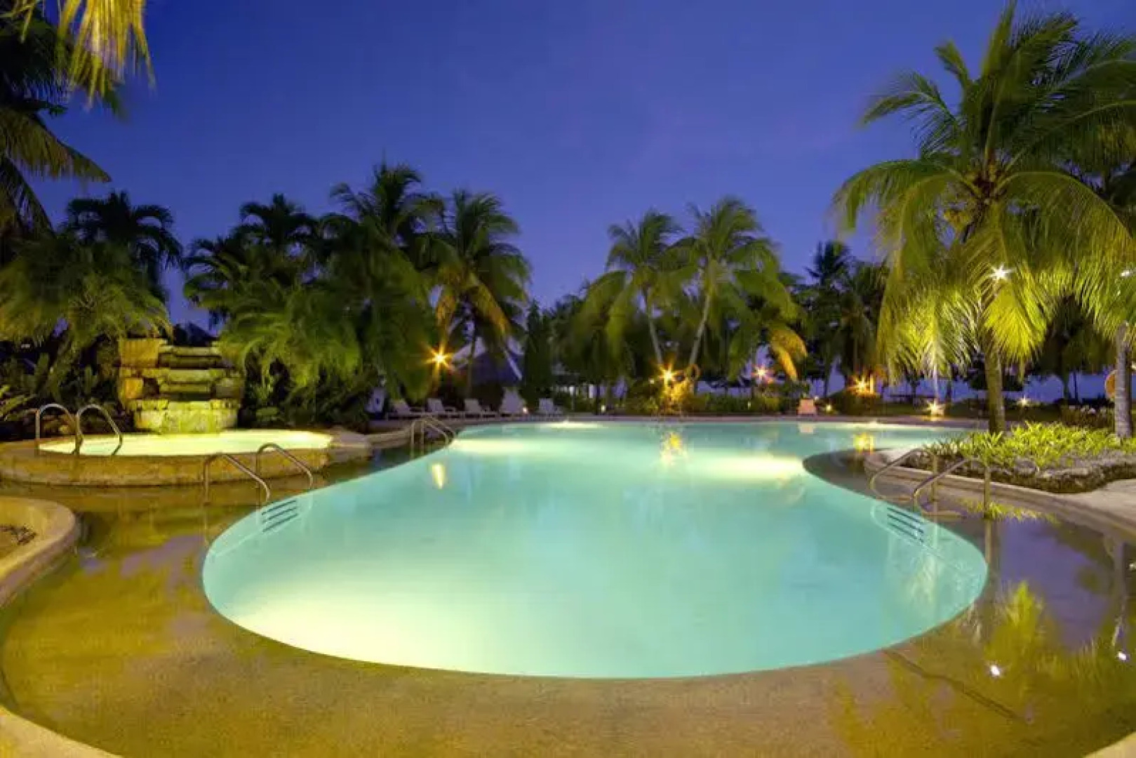 Sta. Monica Beach Club