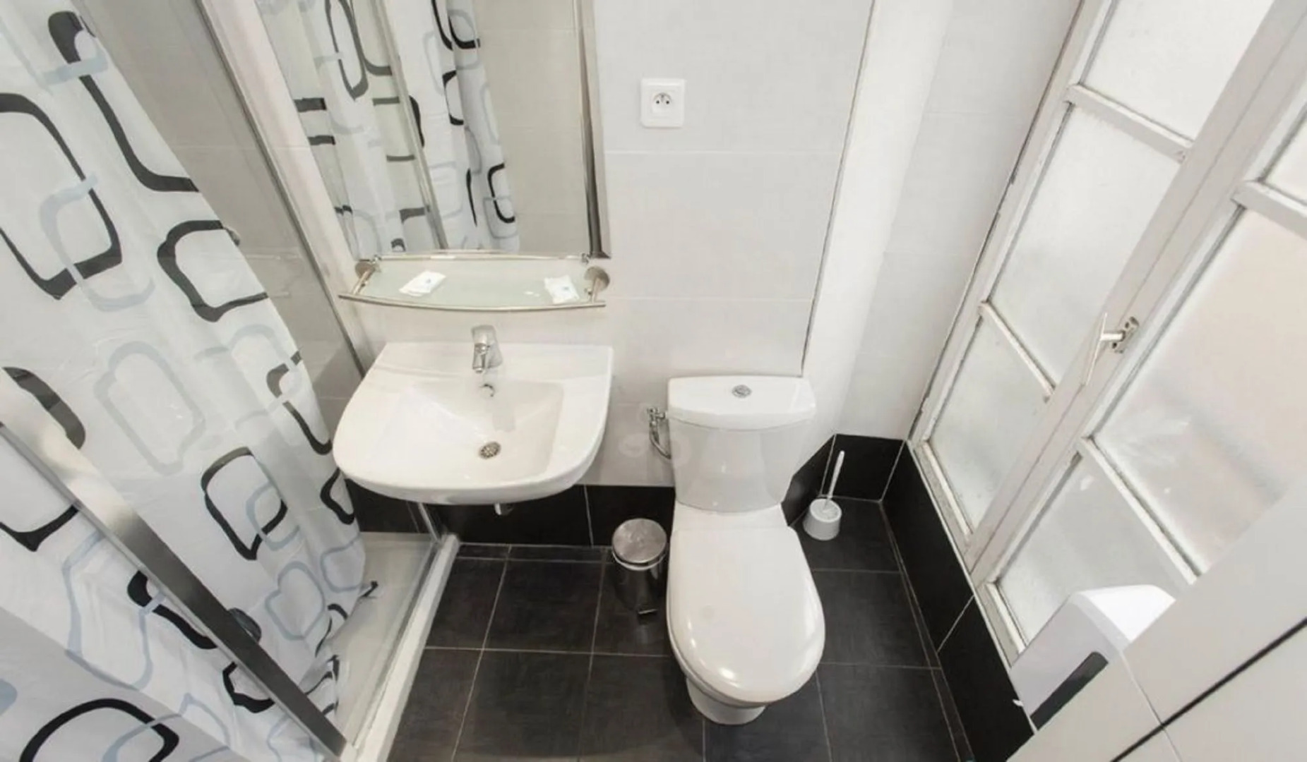 Отель Absolute Paris République