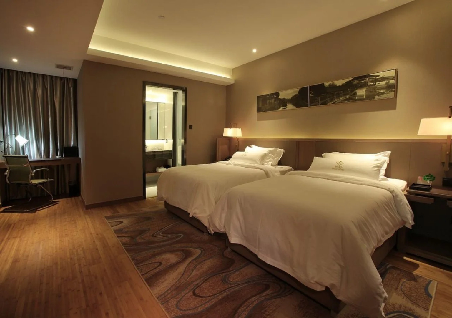 Hangzhou Rui Ju Hotel