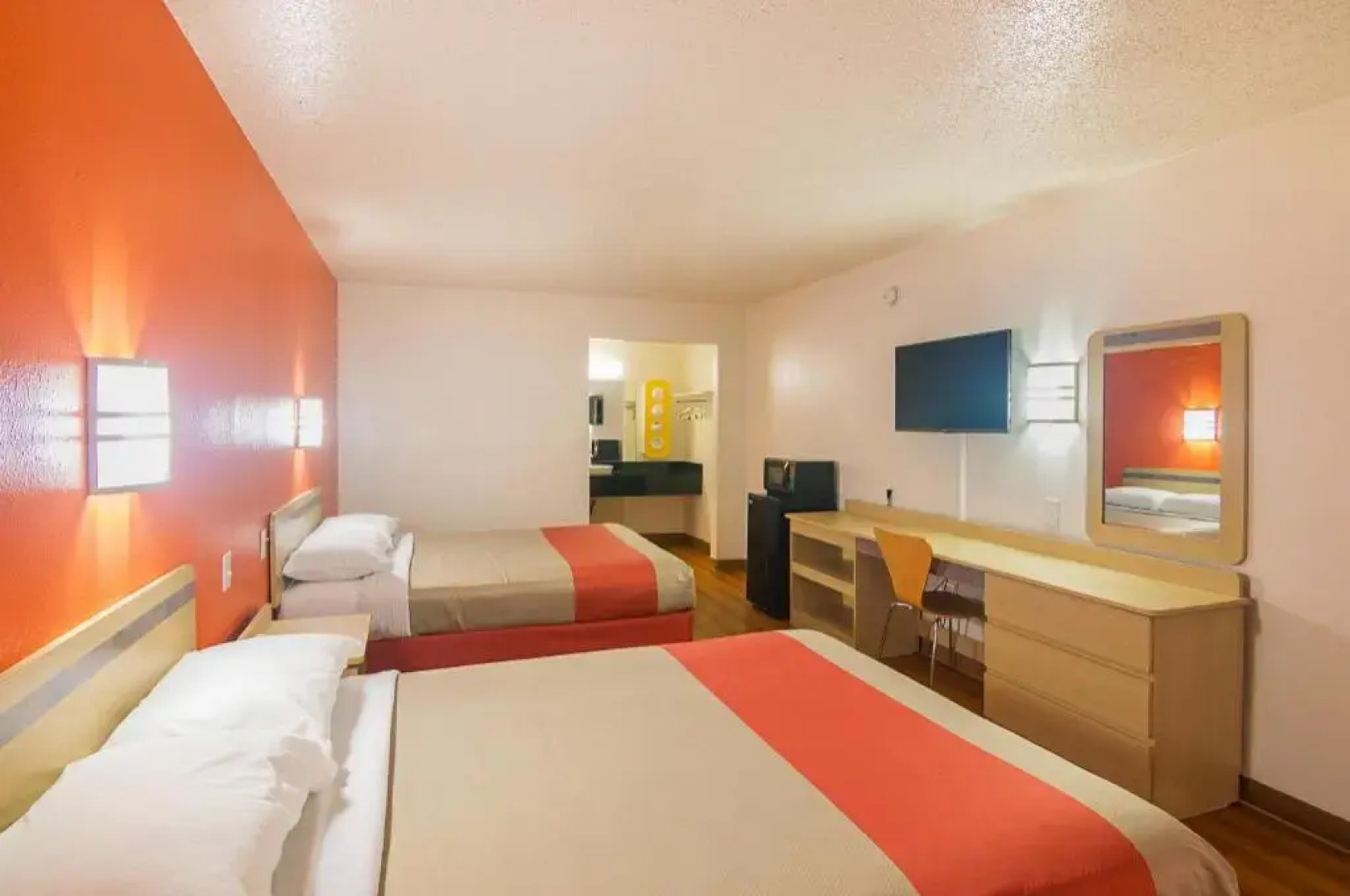 Motel 6 Bremerton, WA