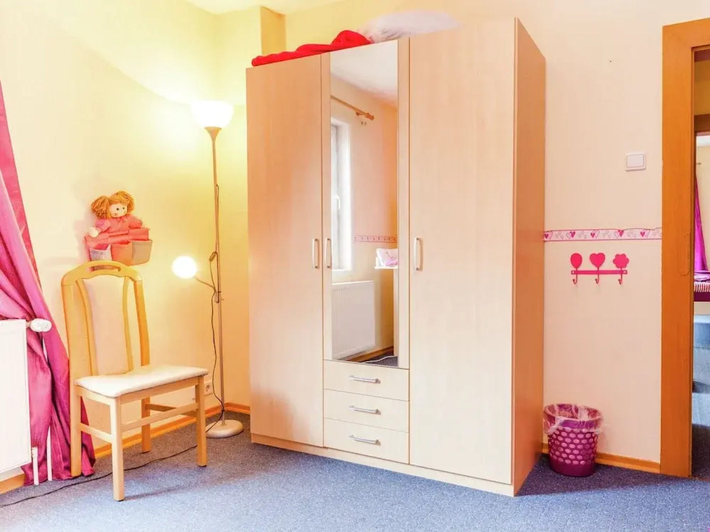 Luxurious Holiday Home in HÃ¼lsa Near Forest