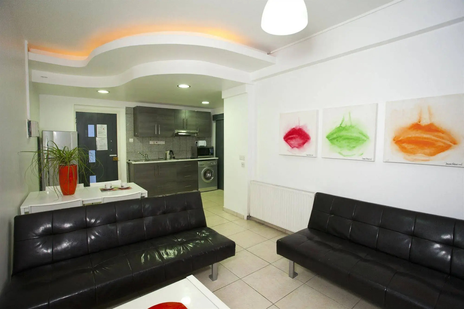 The Palms Hotel Apartments