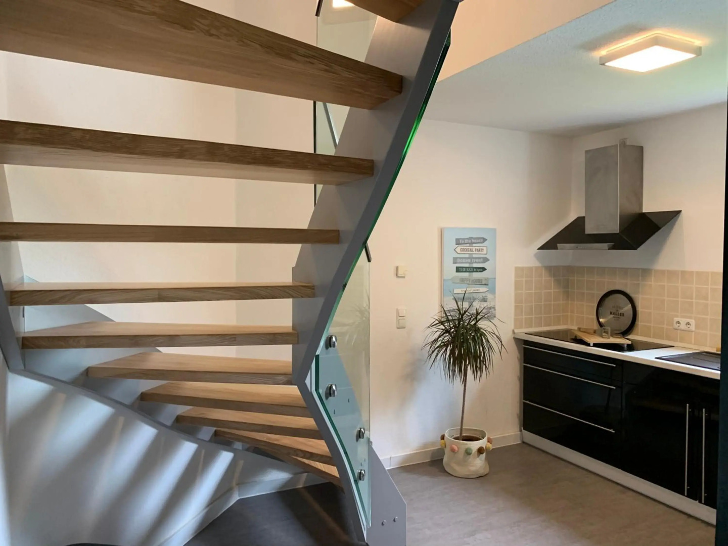 Pool & Lake Holiday Home