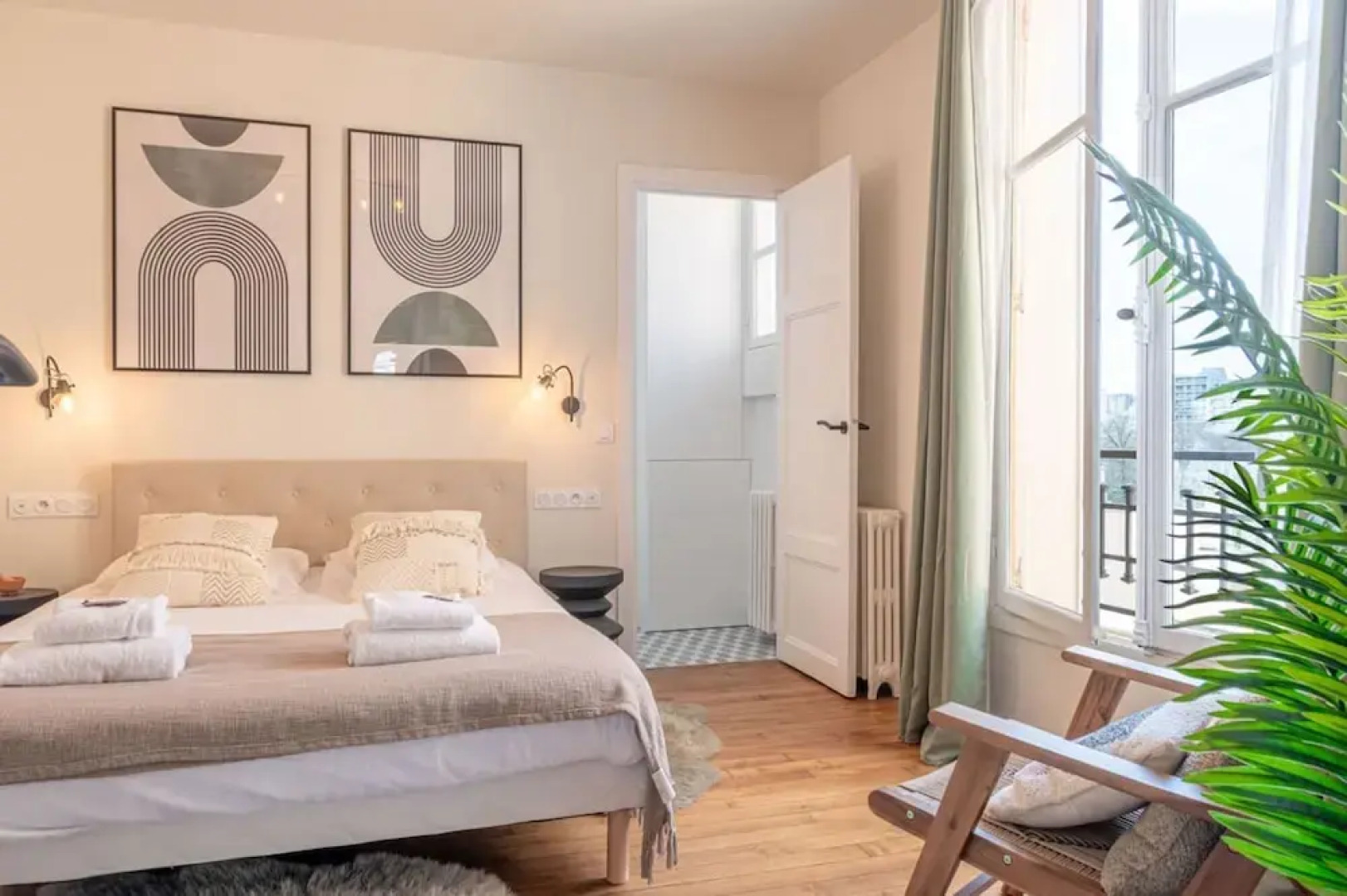 Lavie Maison the Spacious