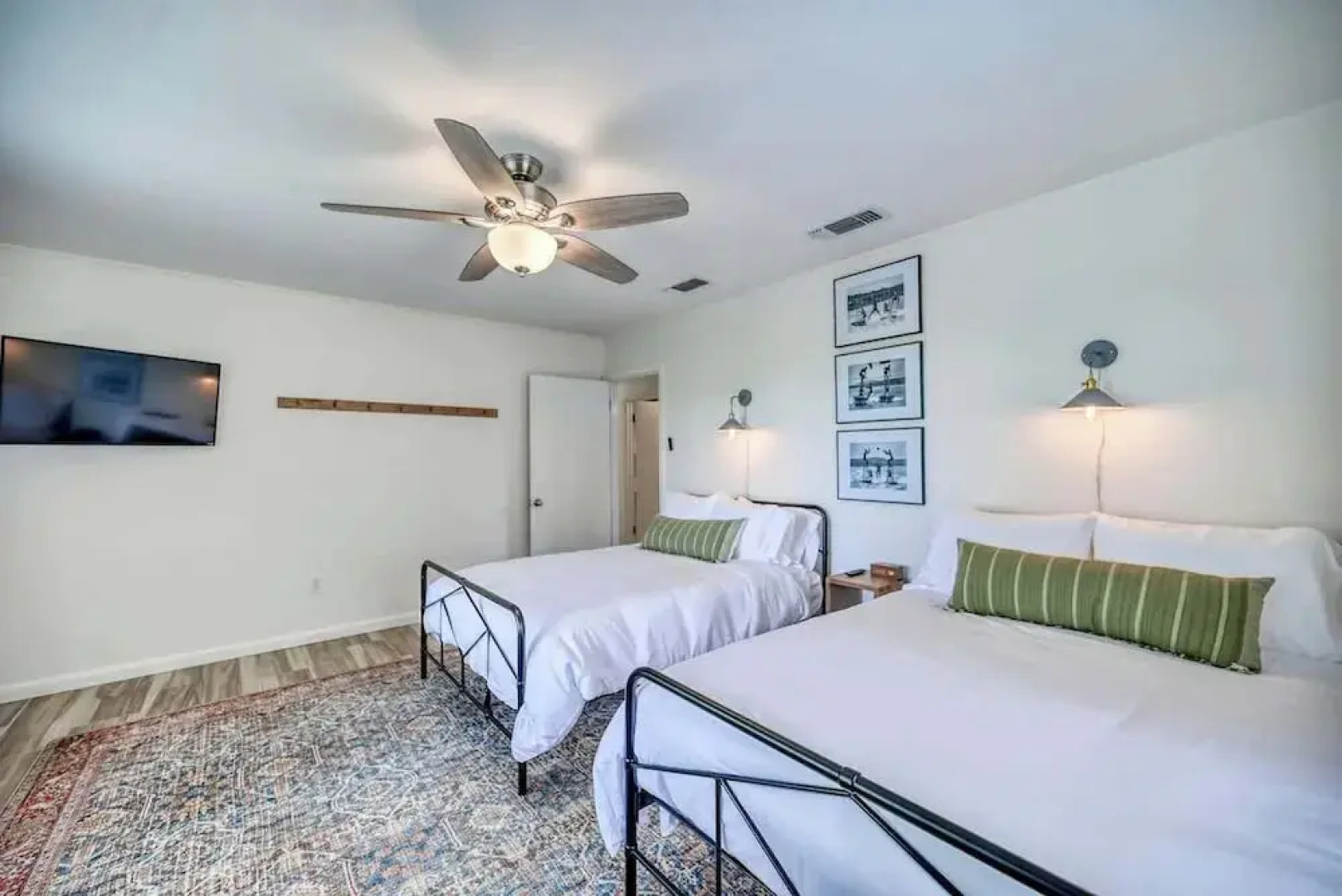 Luxury Lakefront Oasis With Boat Dock-firepit