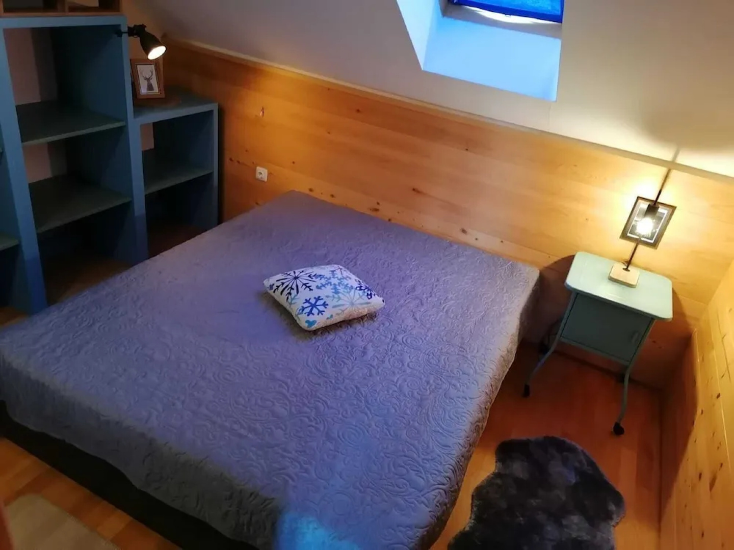Apartment Sleeps 4 With Lake View