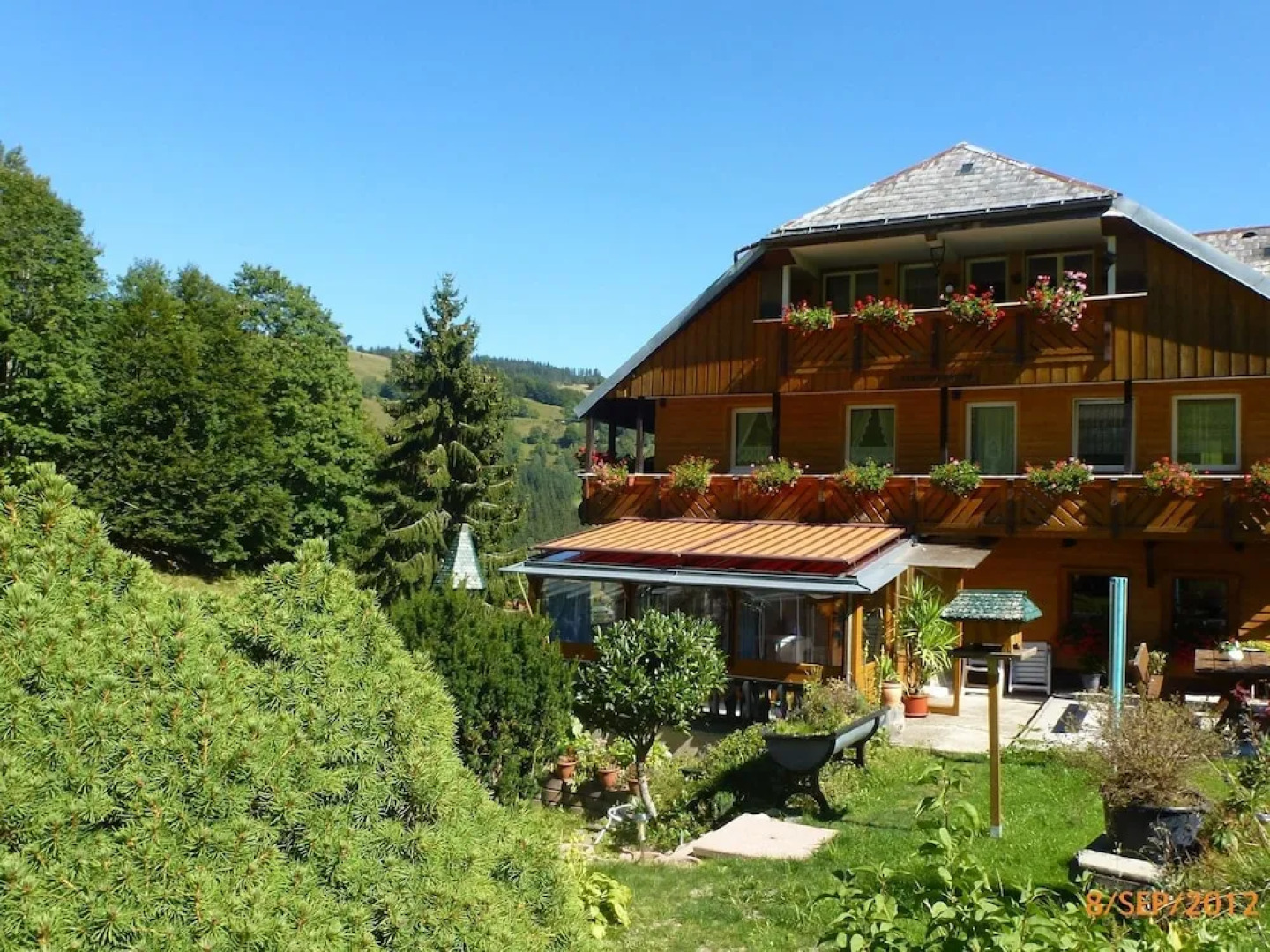 Paradisiacal Apartment in Wieden With Garden