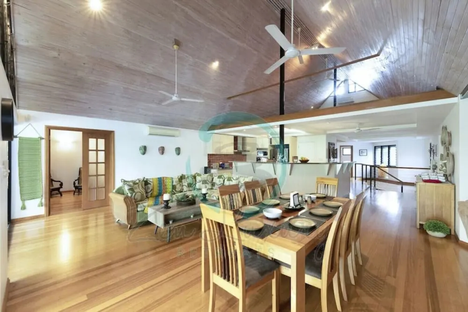 ZENLUX - 3-Story Corporate Golf Retreat