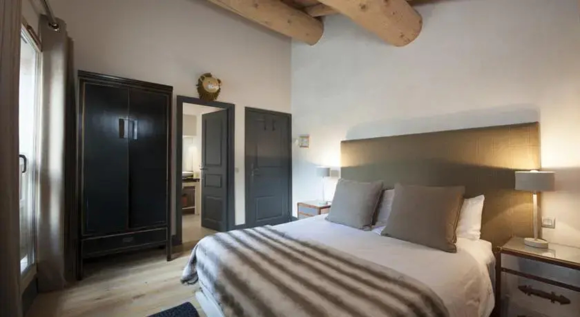 Yellowstone Ski Lodge