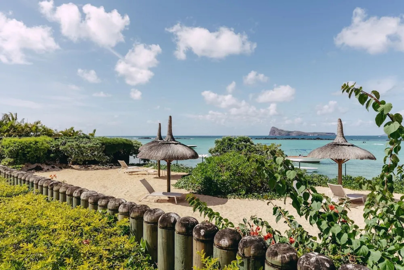 Peninsula Beach Villa with LOV