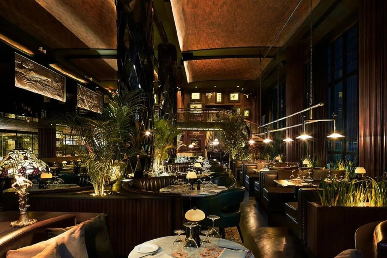 Double-Six Luxury Hotel