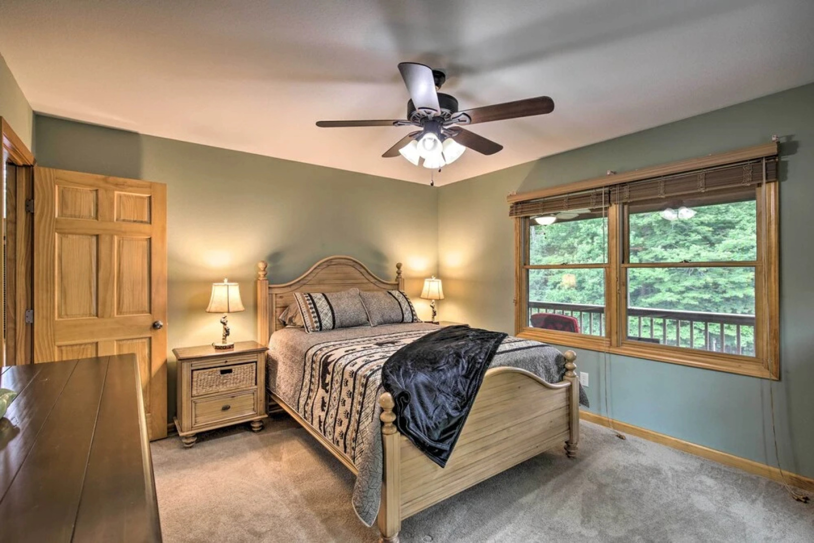 Beautiful Smoky Mountain Chalet With Game Room!