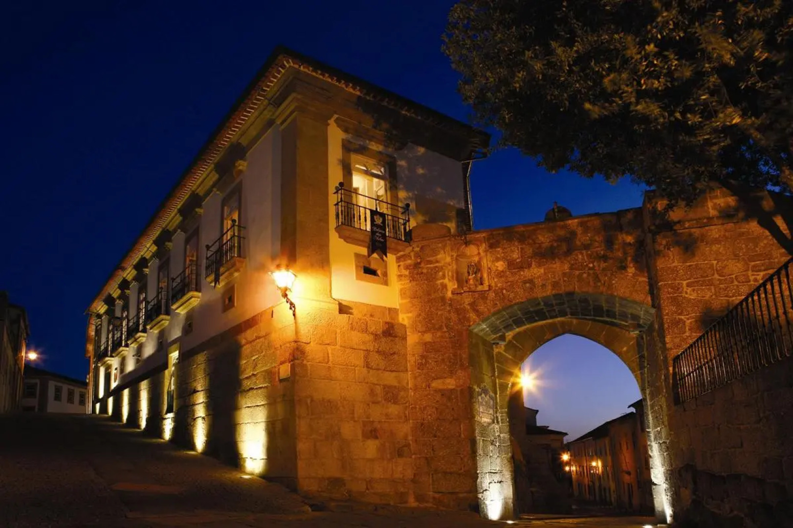 Montebelo Palácio dos Melos Viseu Historic Hotel