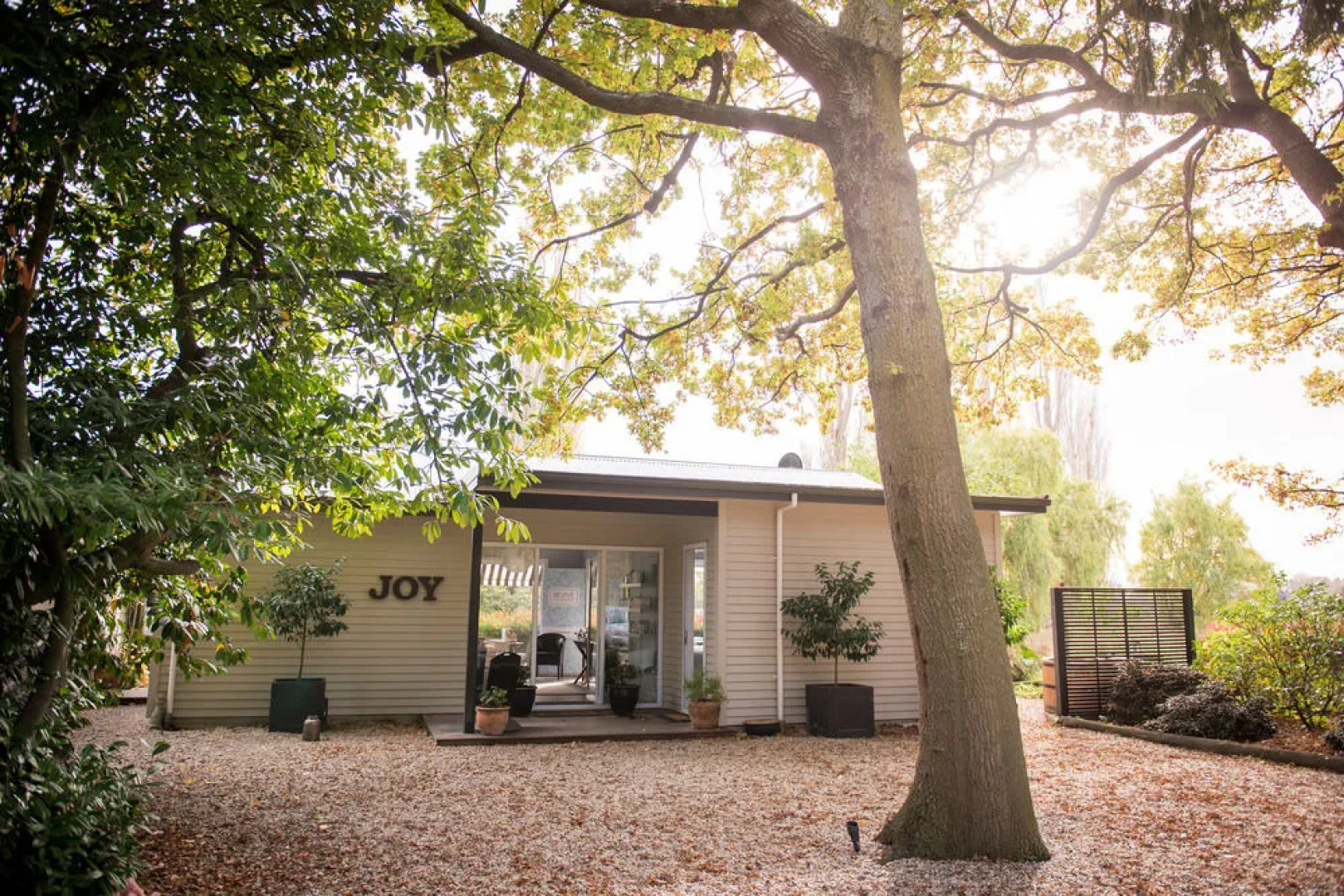 Revive On Oakview Boutique Beauty and Accommodation