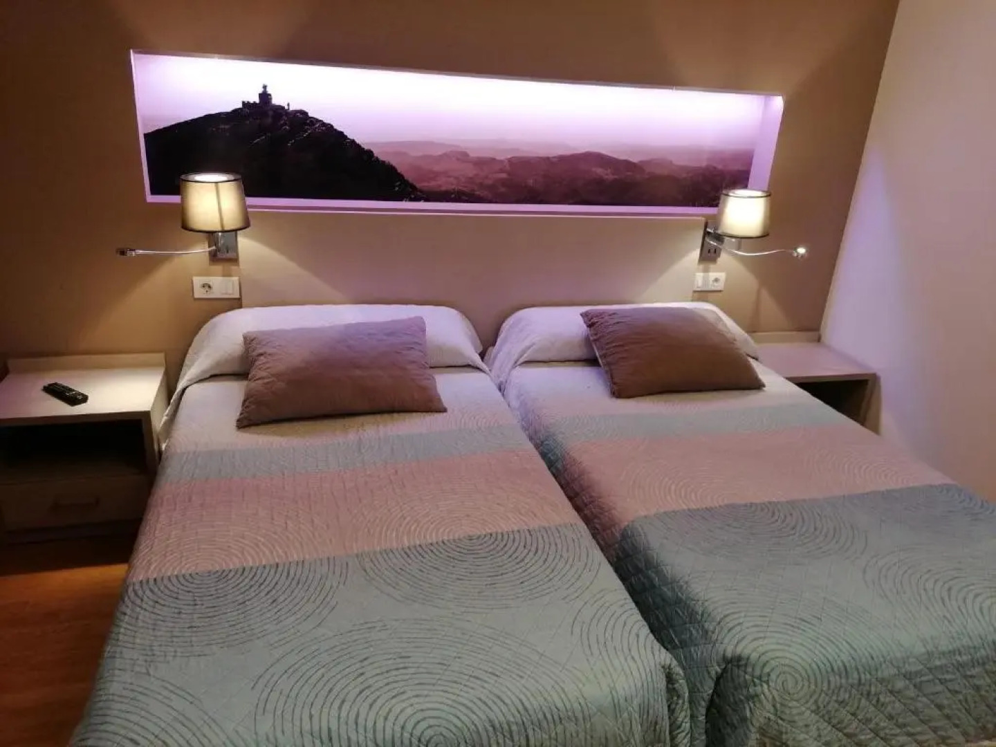 Hello Villarreal Suites