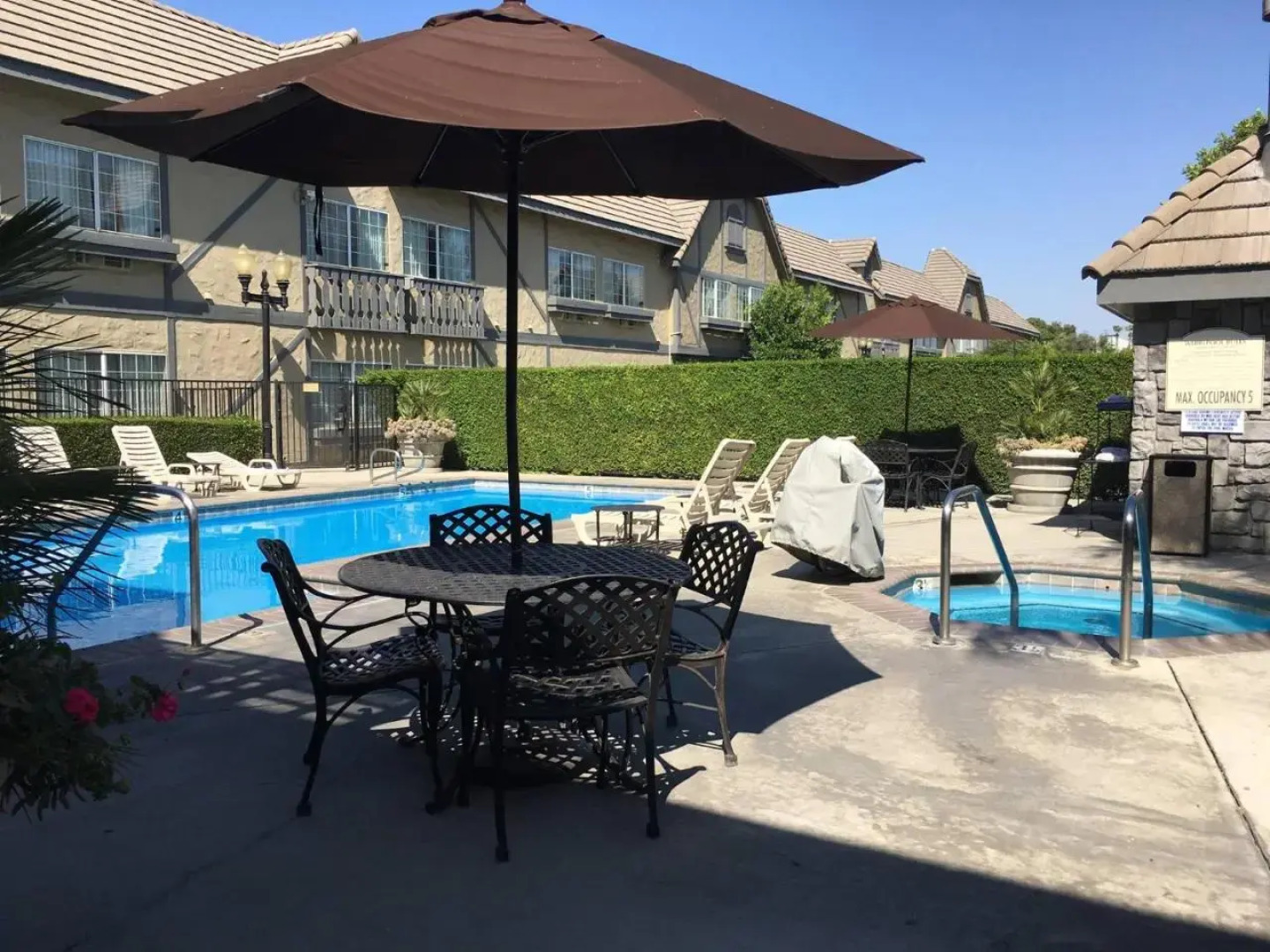 Ayres Hotel & Suites Ontario Airport