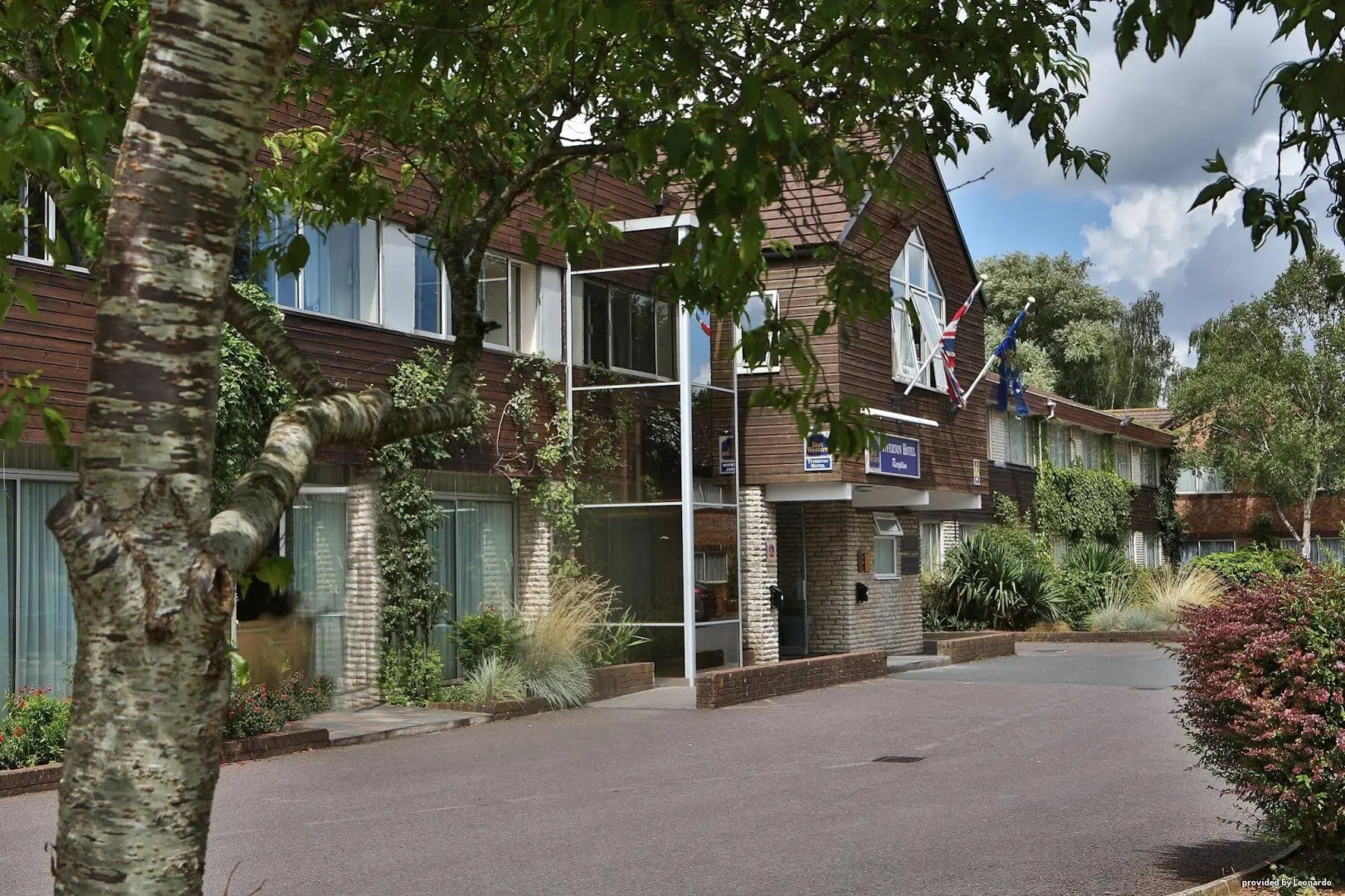 Tiverton Hotel Lounge & Venue