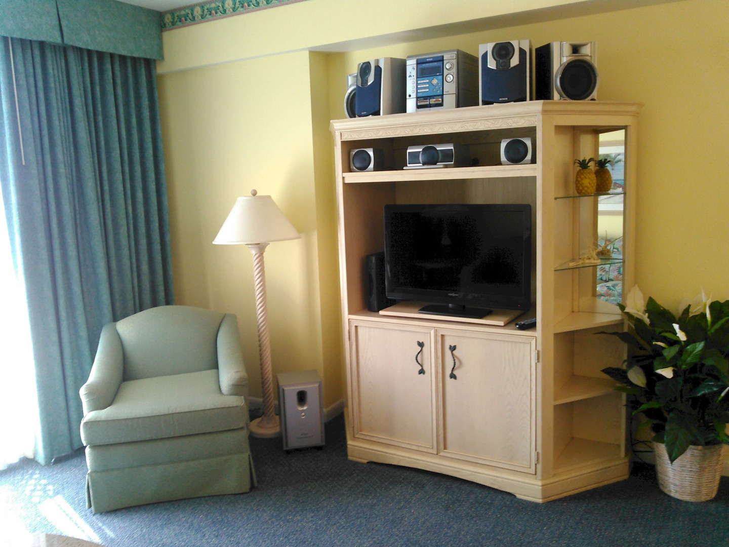 Ocean Walk Resort  910 Ocean Front Balcony