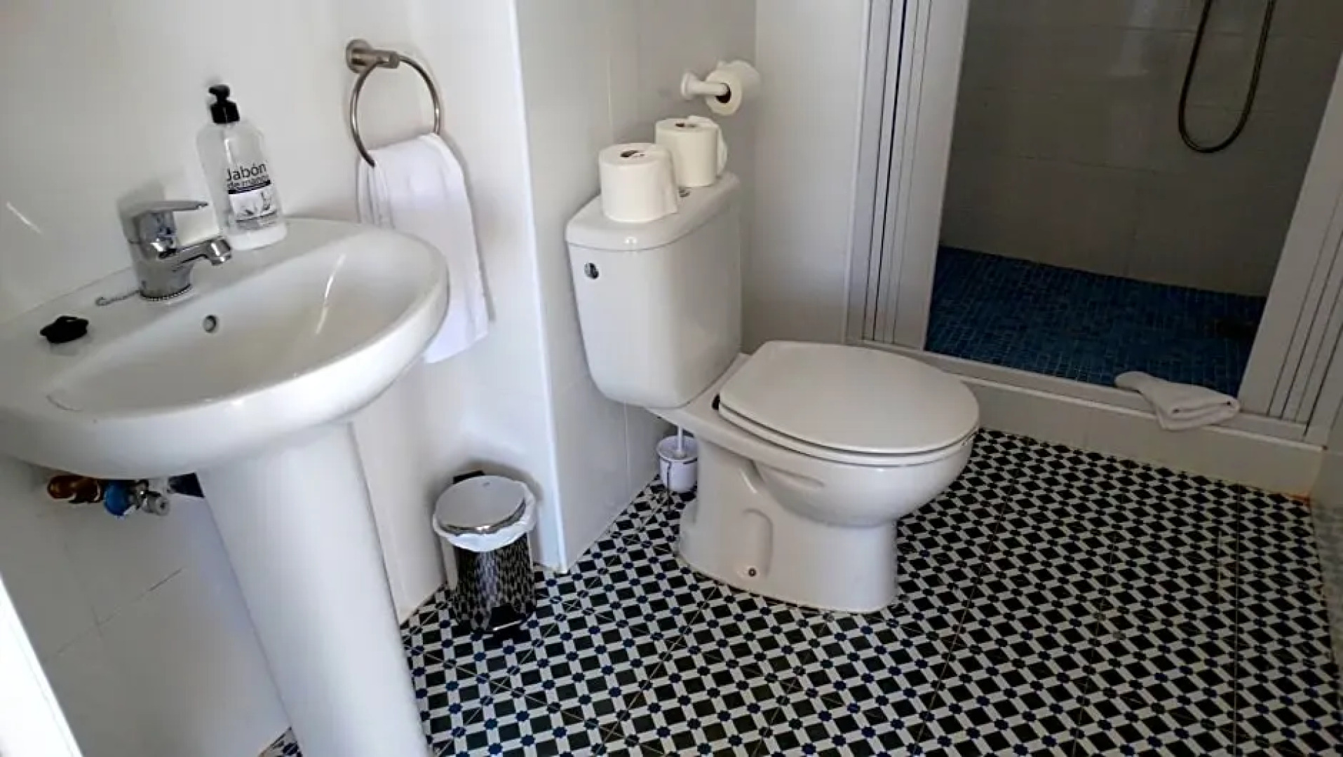 Hotel Casa Día y Noche